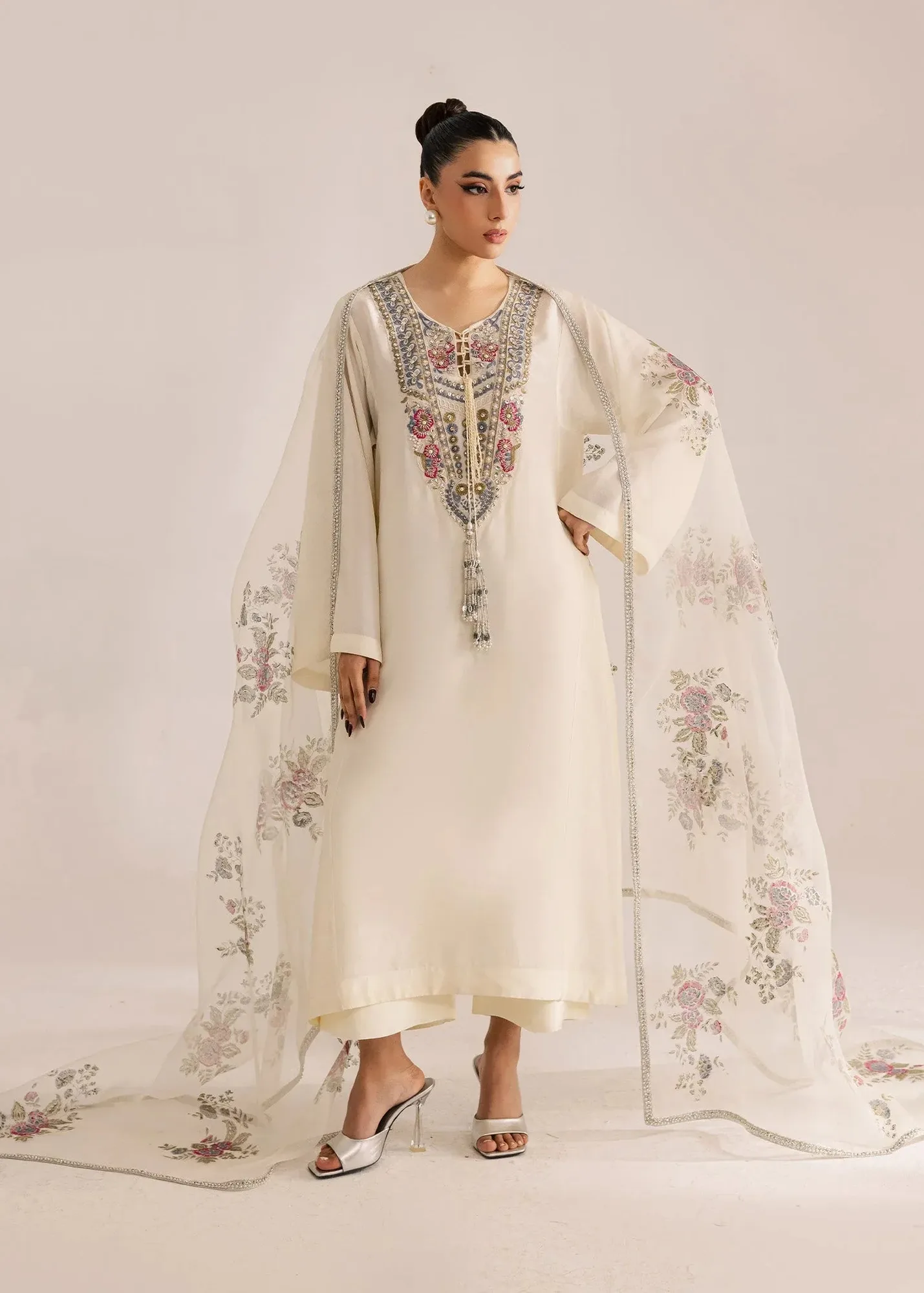 Sadaf Fawad Khan Silk Luxury Pret 26 Ivory Organza – view 2 – Poshaq