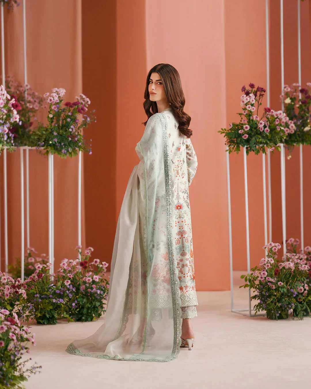 Faiza Saqlain Roim Pret Green Raw Silk – view 2 – Poshaq