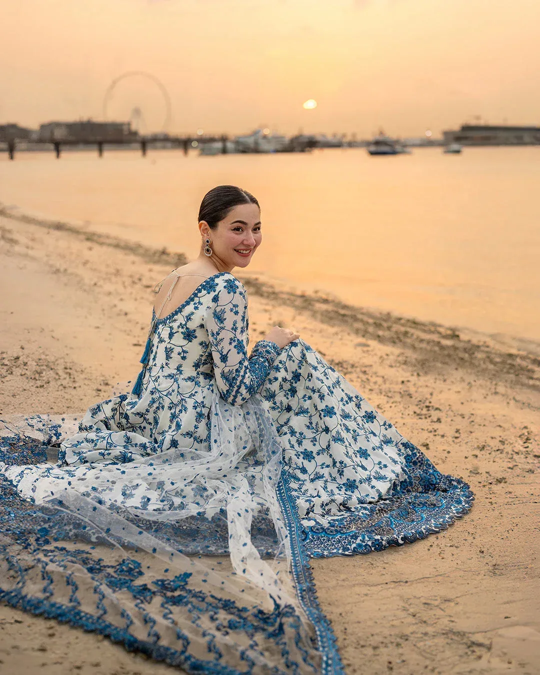 Faiza Saqlain Aya Luxury Lawn 26' White Organza – view 5 – Poshaq