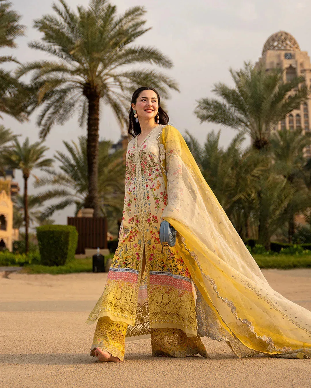 Faiza Saqlain Aya Luxury Lawn 26' Yellow Organza – view 5 – Poshaq