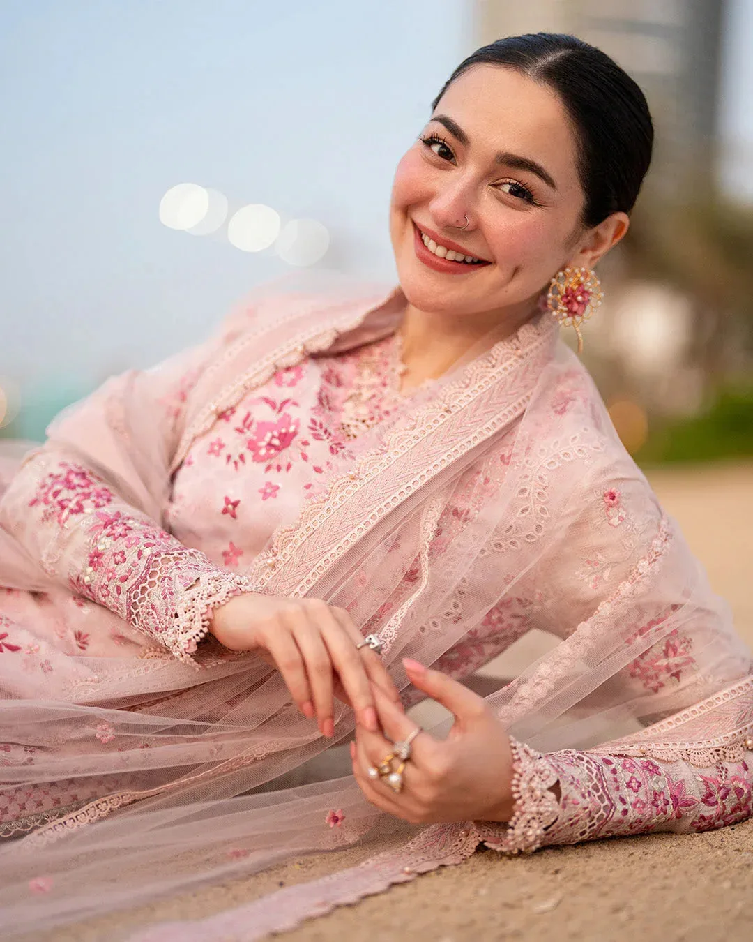 Faiza Saqlain Aya Luxury Lawn 26' Pink Organza – view 7 – Poshaq