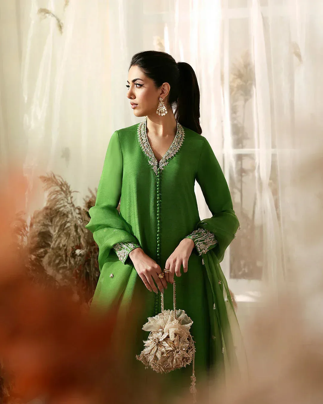 Raw silk shirt and flared pant with organza dupatta, elegant three‑piece set – view 4 – Poshaq