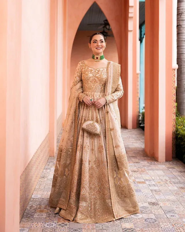 Faiza Saqlain Neorah 24' RTW White Organza – view 1 – Poshaq