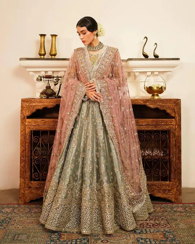 Faiza Saqlain Irina Wedding Formals 23 Chiffon – view 1 – Poshaq