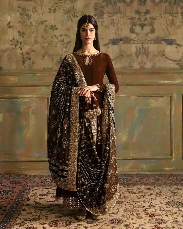 Faiza Saqlain Manaar Luxe Formals 23 Brown Chiffon – view 1 – Poshaq