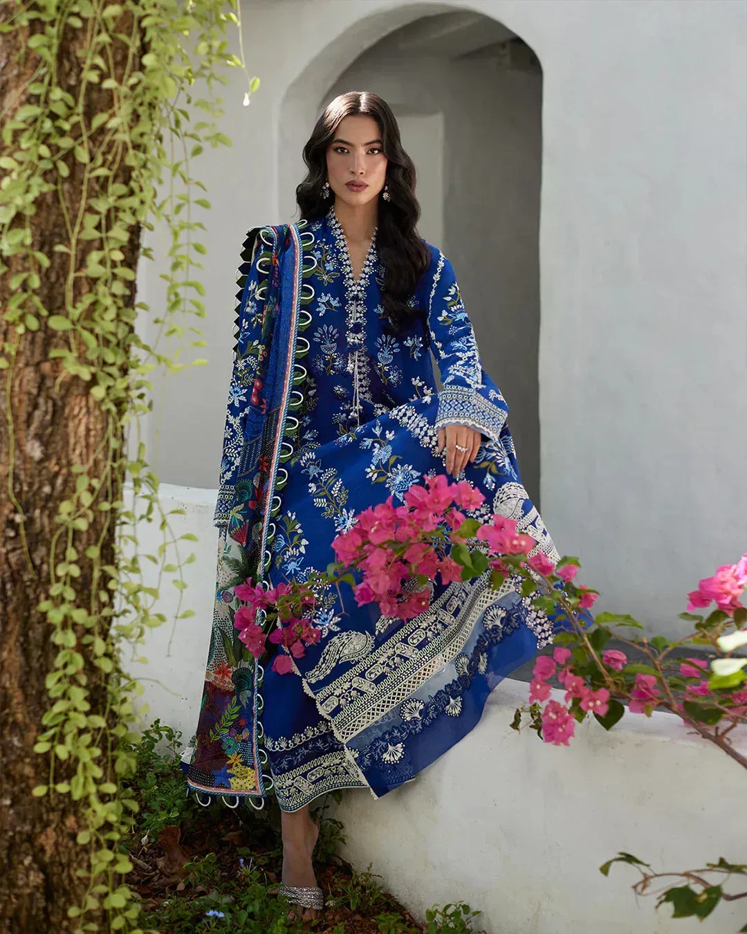 Faiza Saqlain Liliana Luxury Lawn 24 Blue Cambric – view 4 – Poshaq