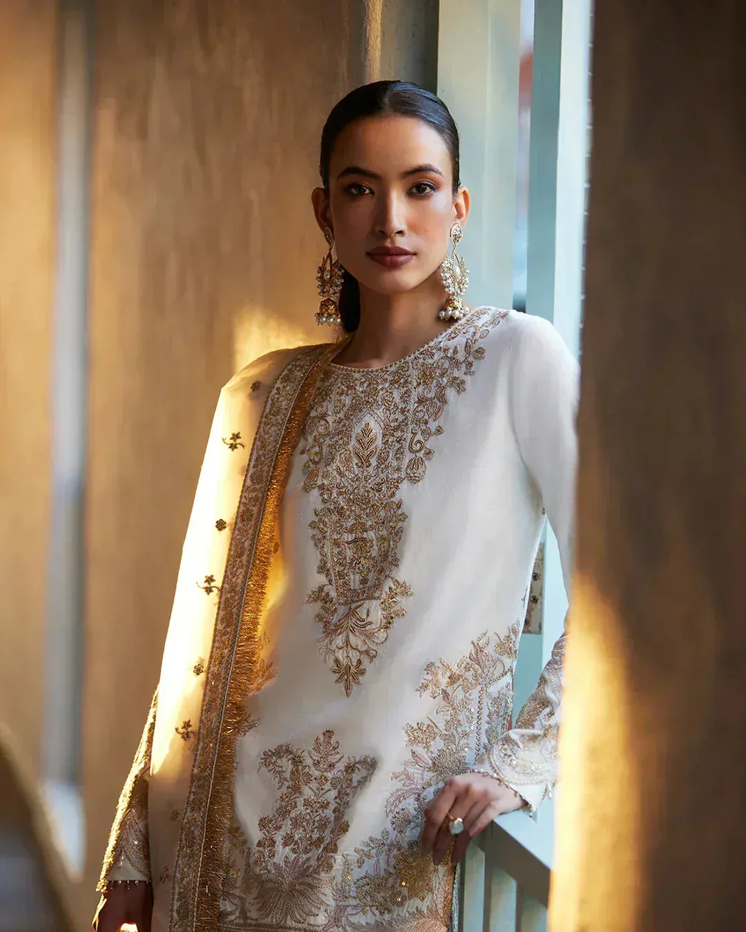 Faiza Saqlain Liliana Luxury Lawn 24 White Organza – view 5 – Poshaq
