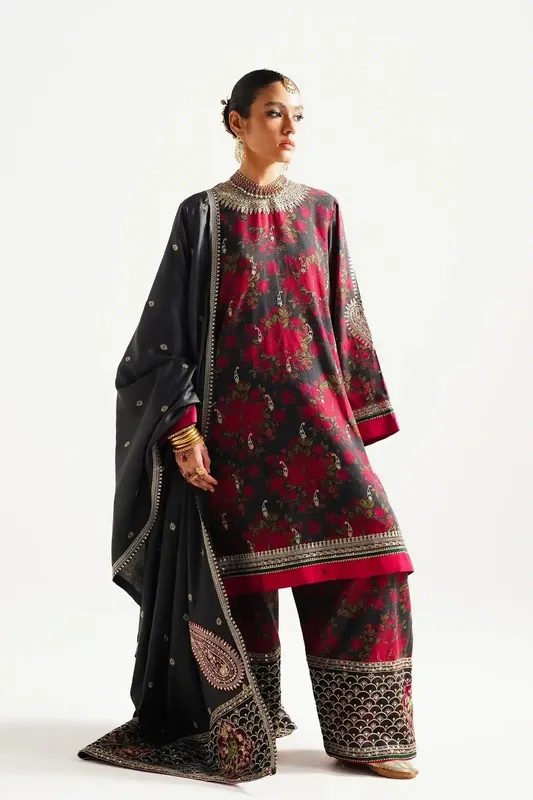 Zara Shahjahan Winter Shawl 23 Khaddar – view 1 – Poshaq