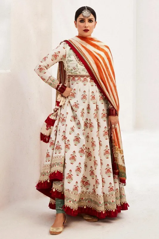 Zara Shahjahan Luxury Lawn 24 Ivory Organza – view 1 – Poshaq