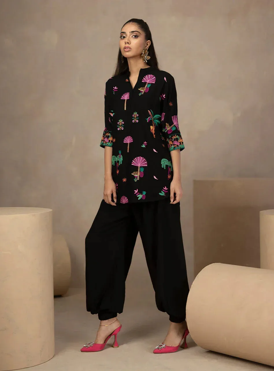 Zainab Chottani Zahra Spring Edit 26 Black – view 5 – Poshaq