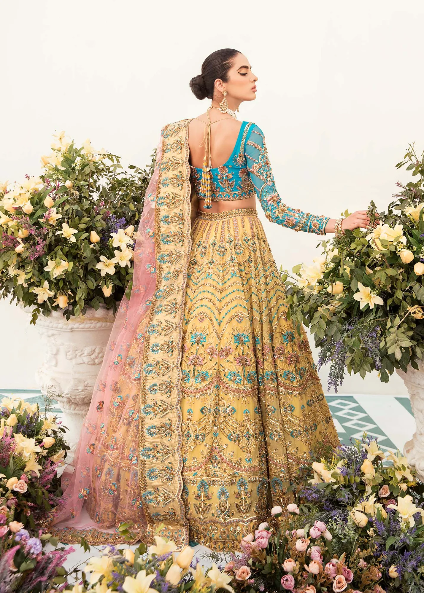 Akbar Aslam Bridals Organza – view 3 – Poshaq