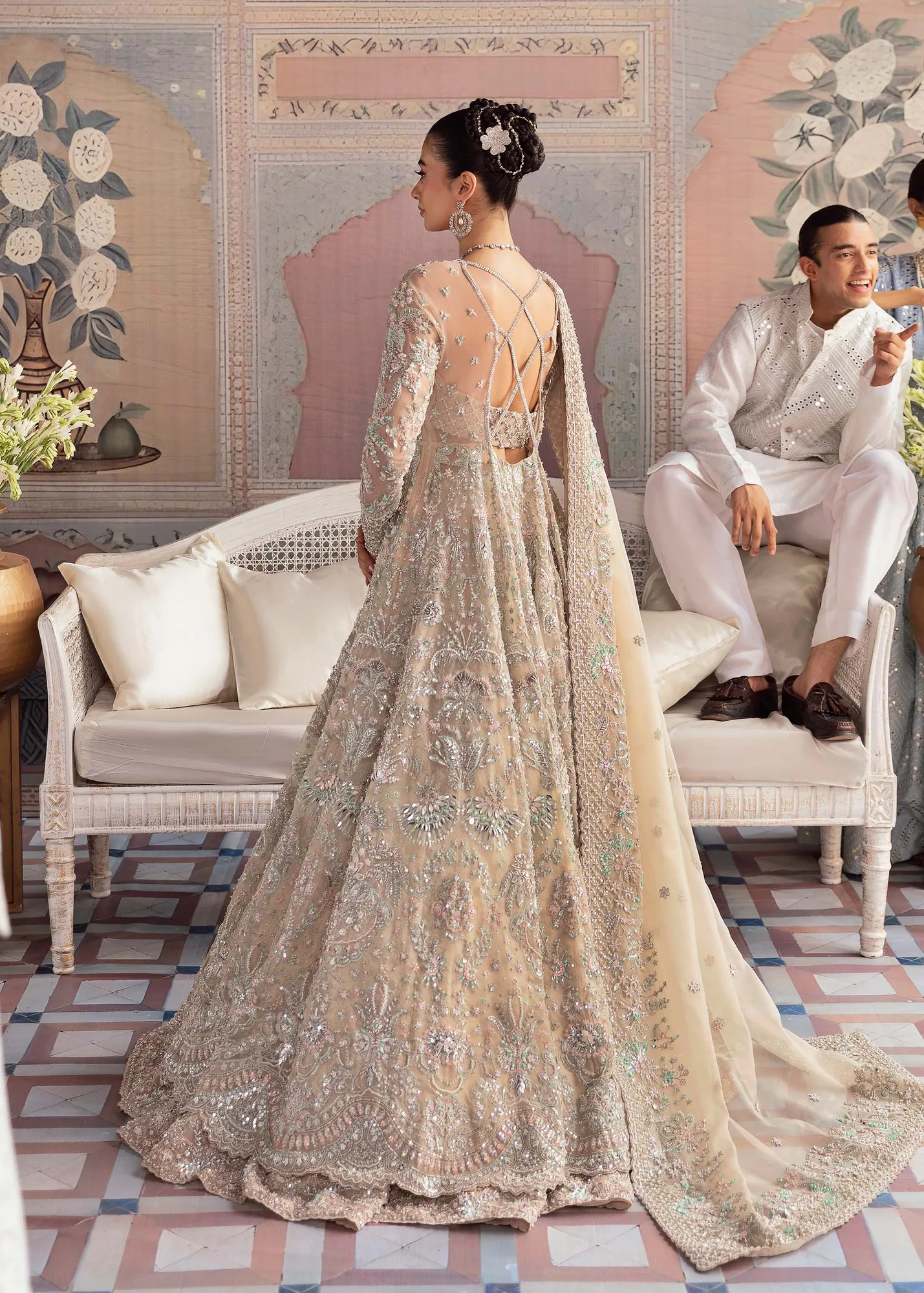 Akbar Aslam Bridals – view 5 – Poshaq