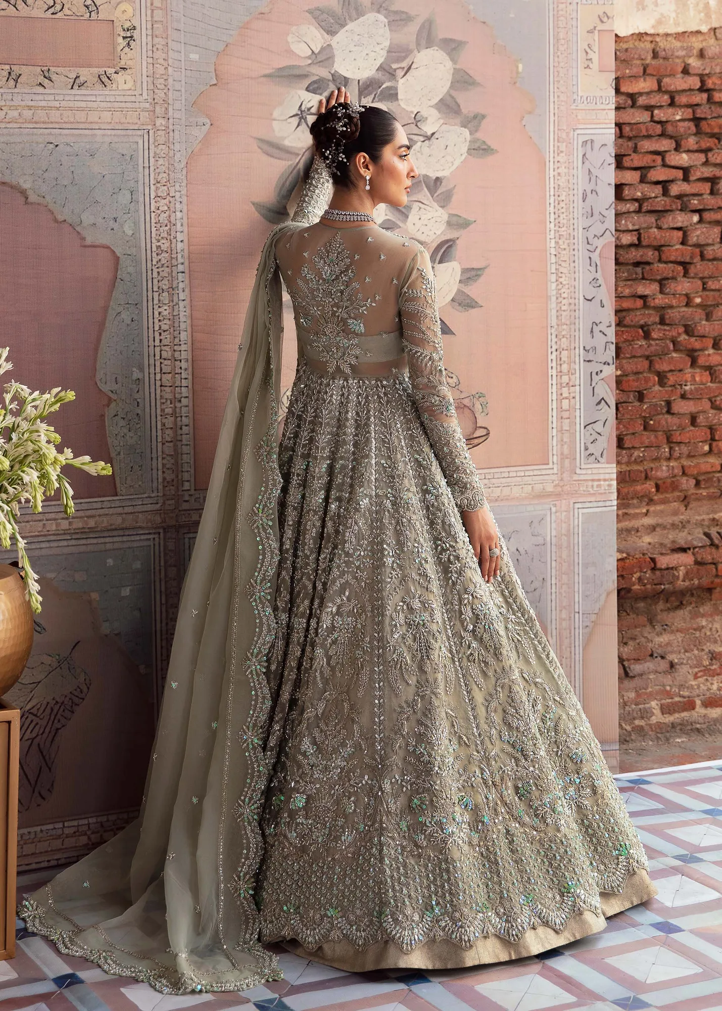 Akbar Aslam Bridals – view 7 – Poshaq