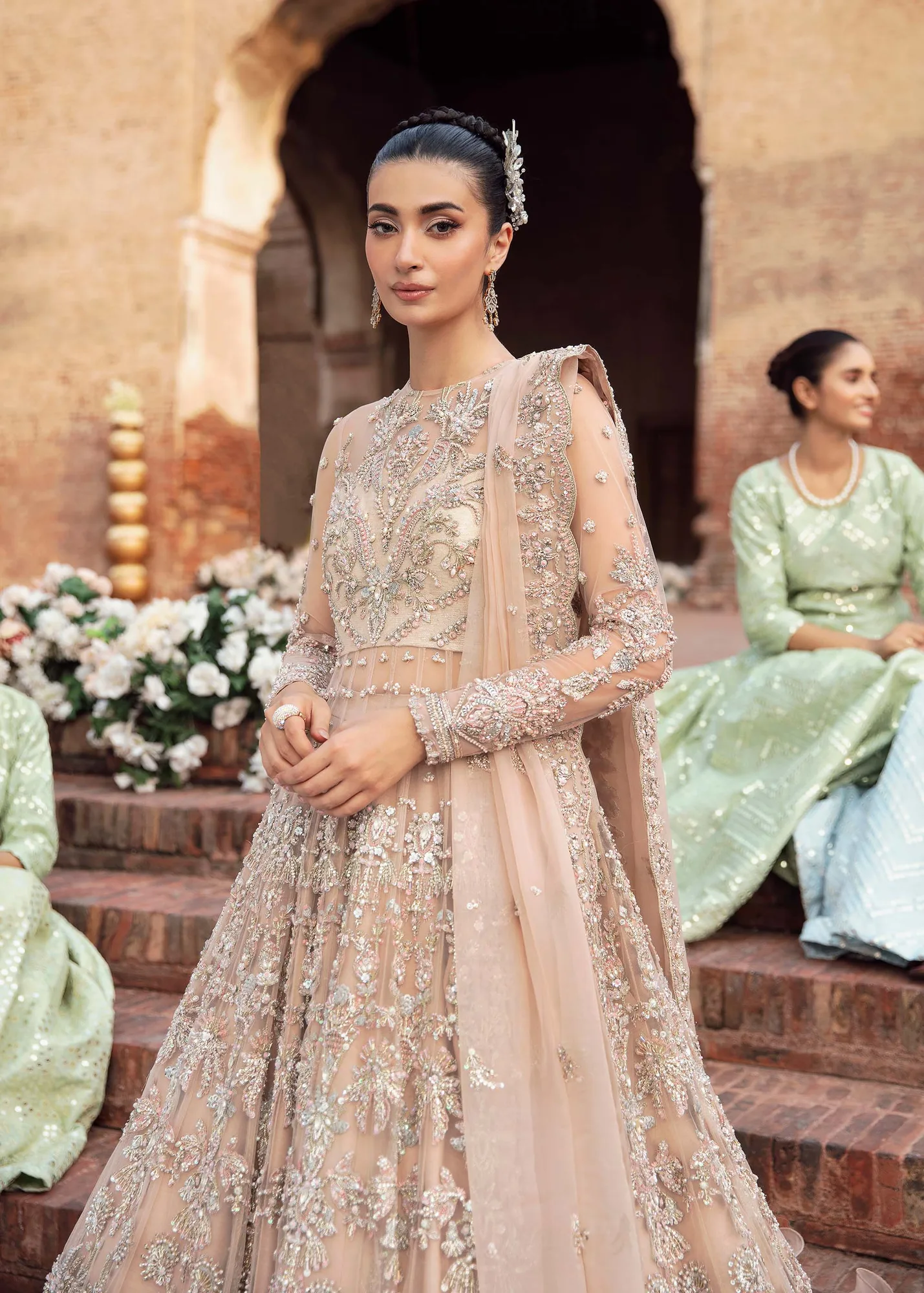 Akbar Aslam Bridals – view 4 – Poshaq