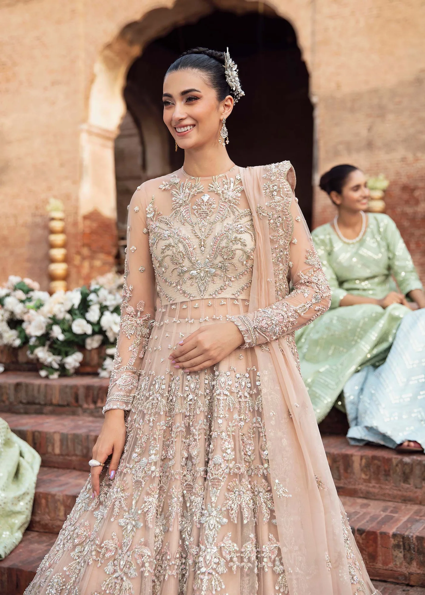 Akbar Aslam Bridals – view 5 – Poshaq