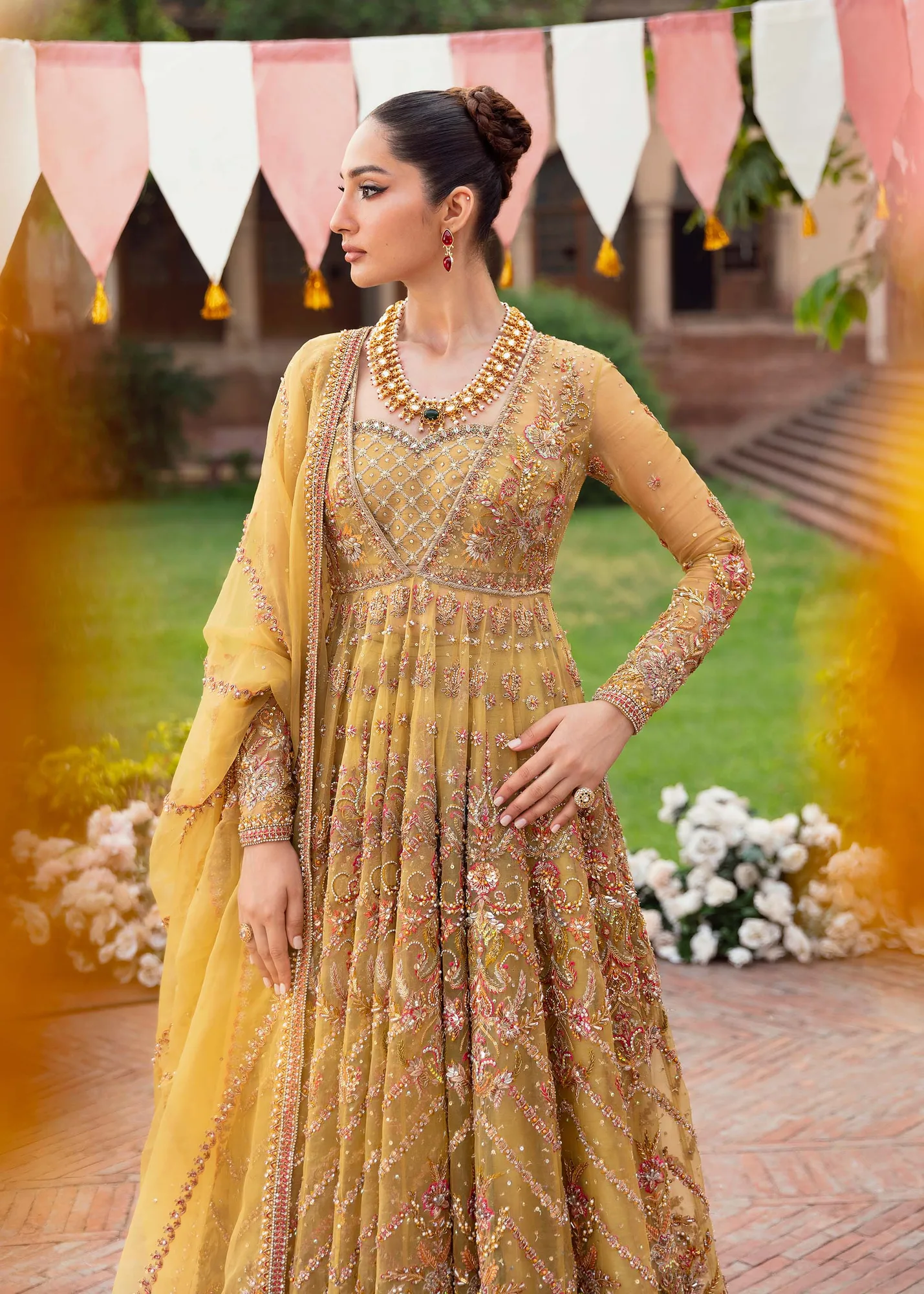 Akbar Aslam Bridals – view 2 – Poshaq
