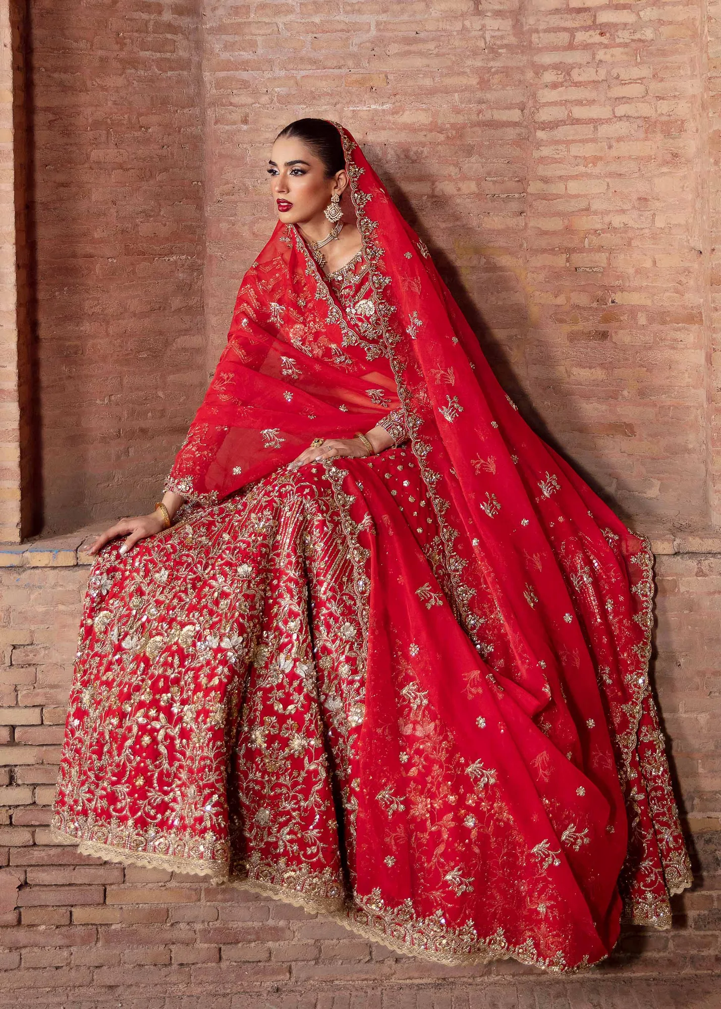 Akbar Aslam Bridals – view 9 – Poshaq