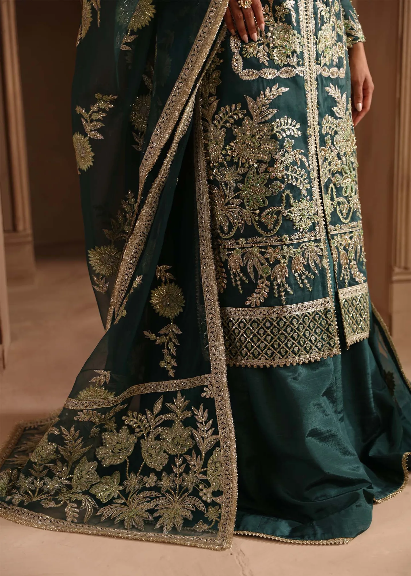 Akbar Aslam Formals Organza – view 4 – Poshaq