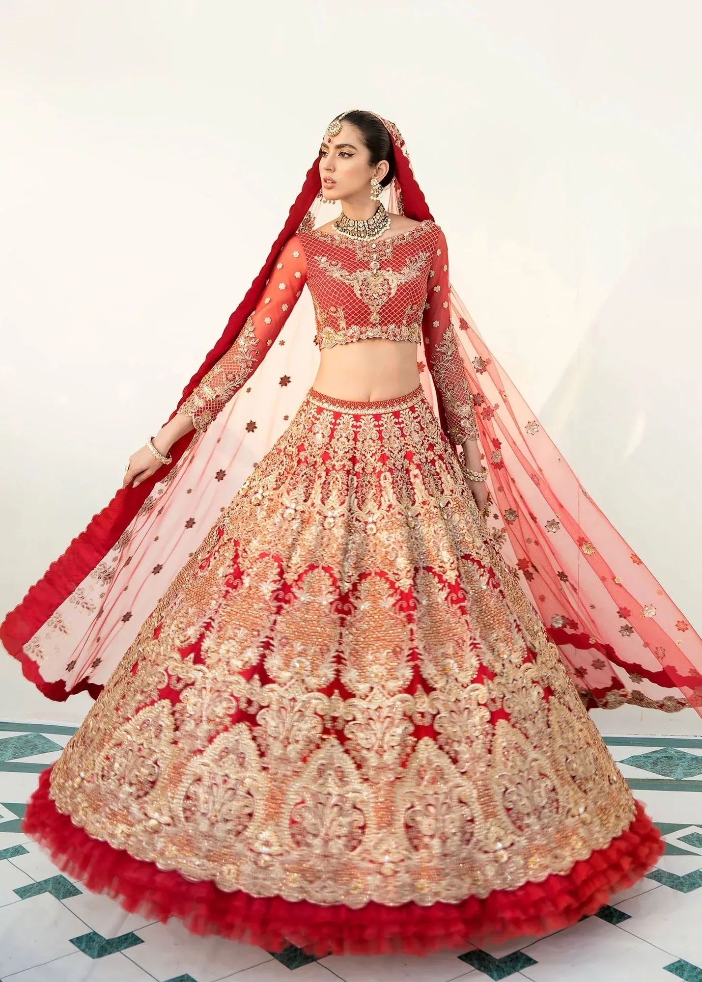 Akbar Aslam Bridals Net – view 4 – Poshaq