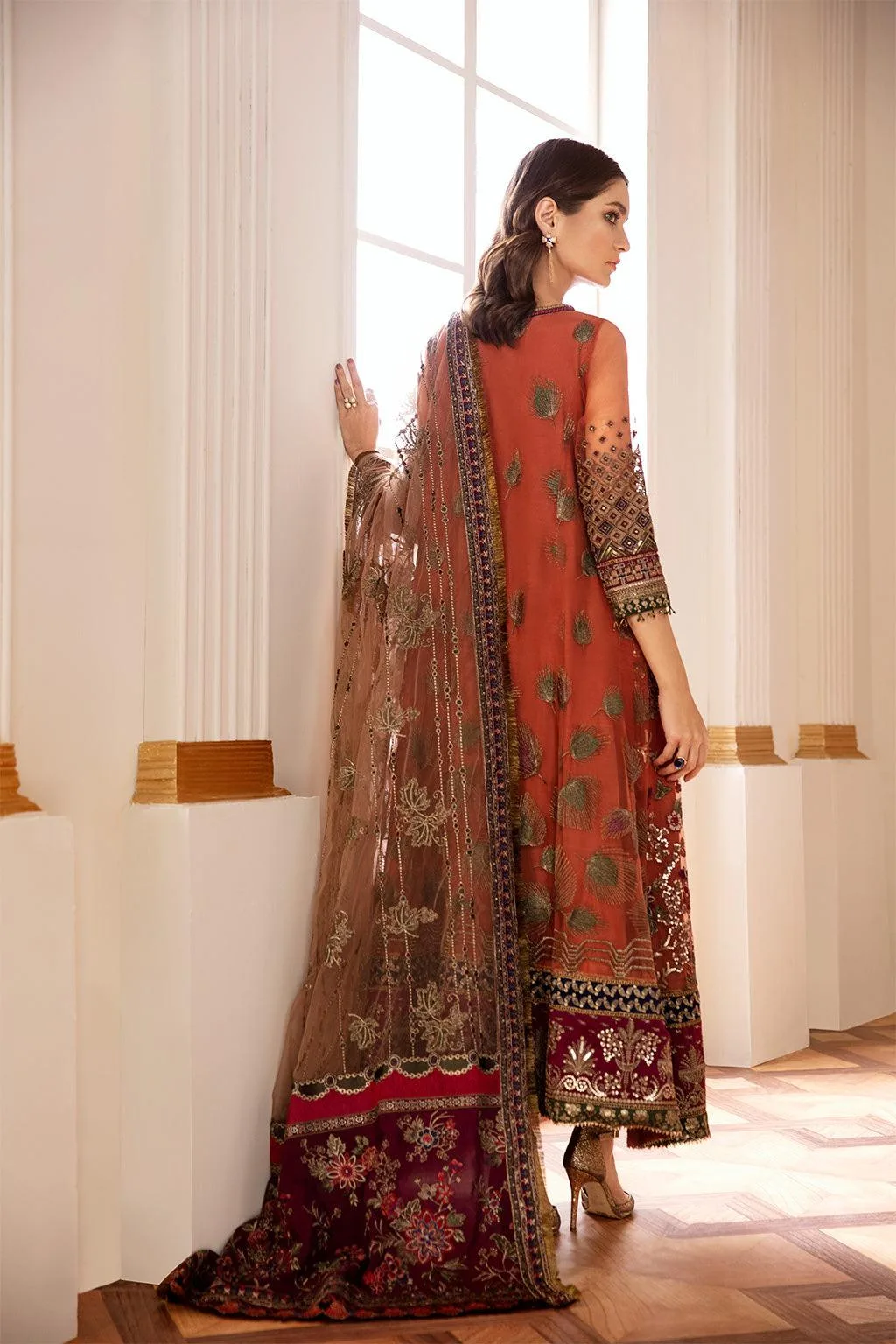 Silk – view 4 – Poshaq