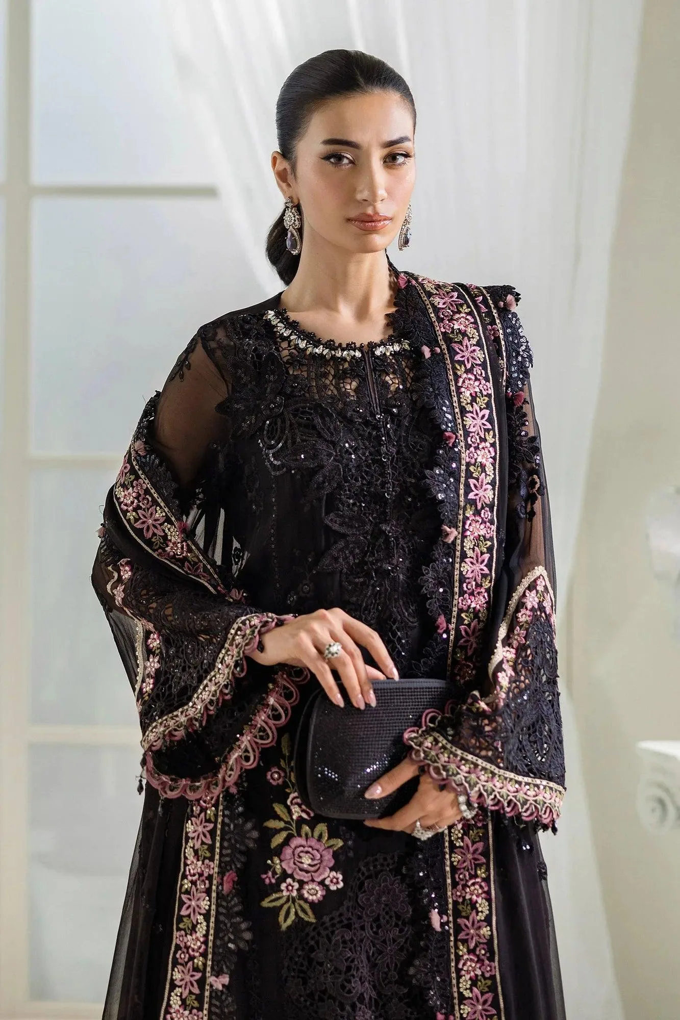 Black Raw Silk – view 2 – Poshaq