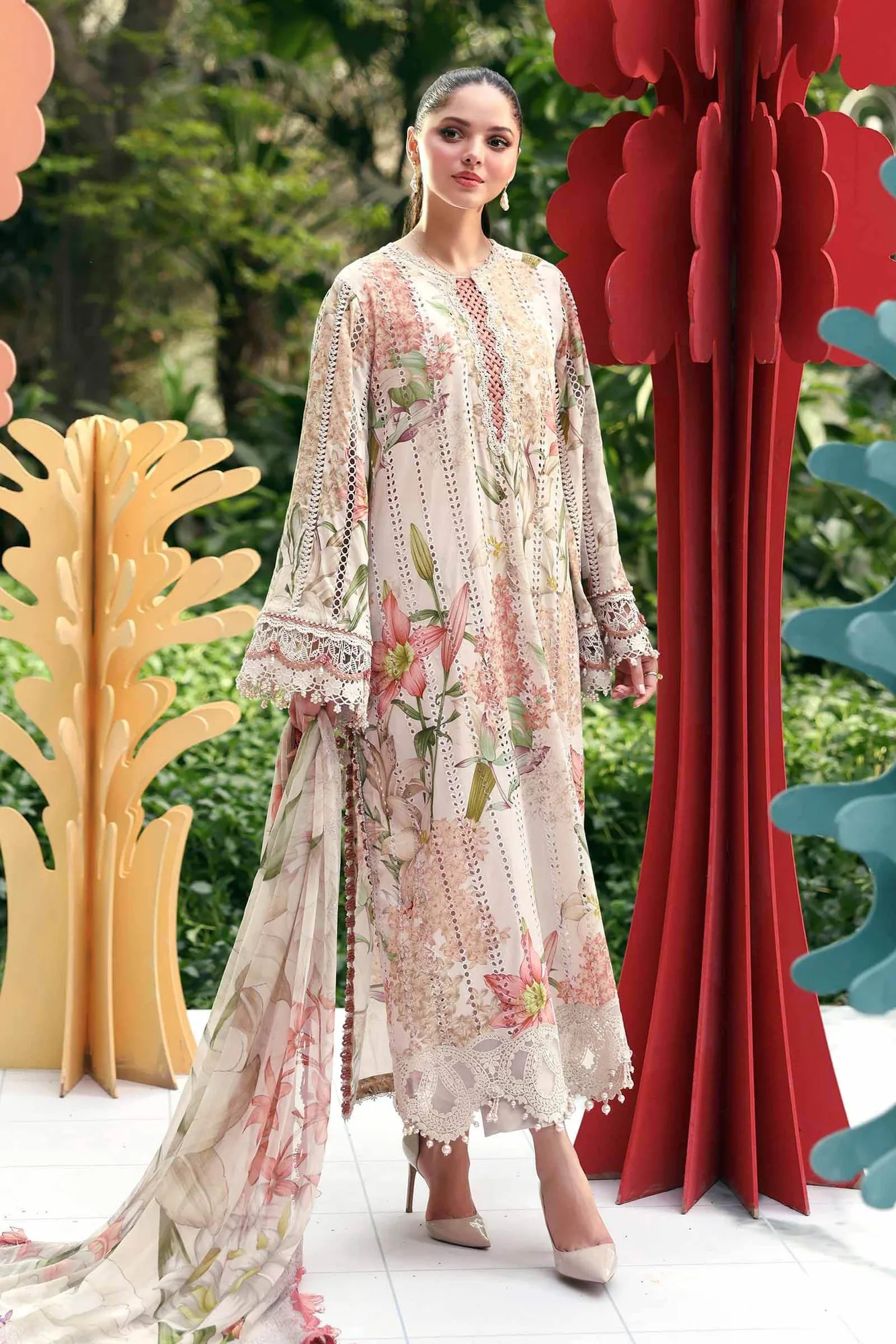 White Organza – view 2 – Poshaq