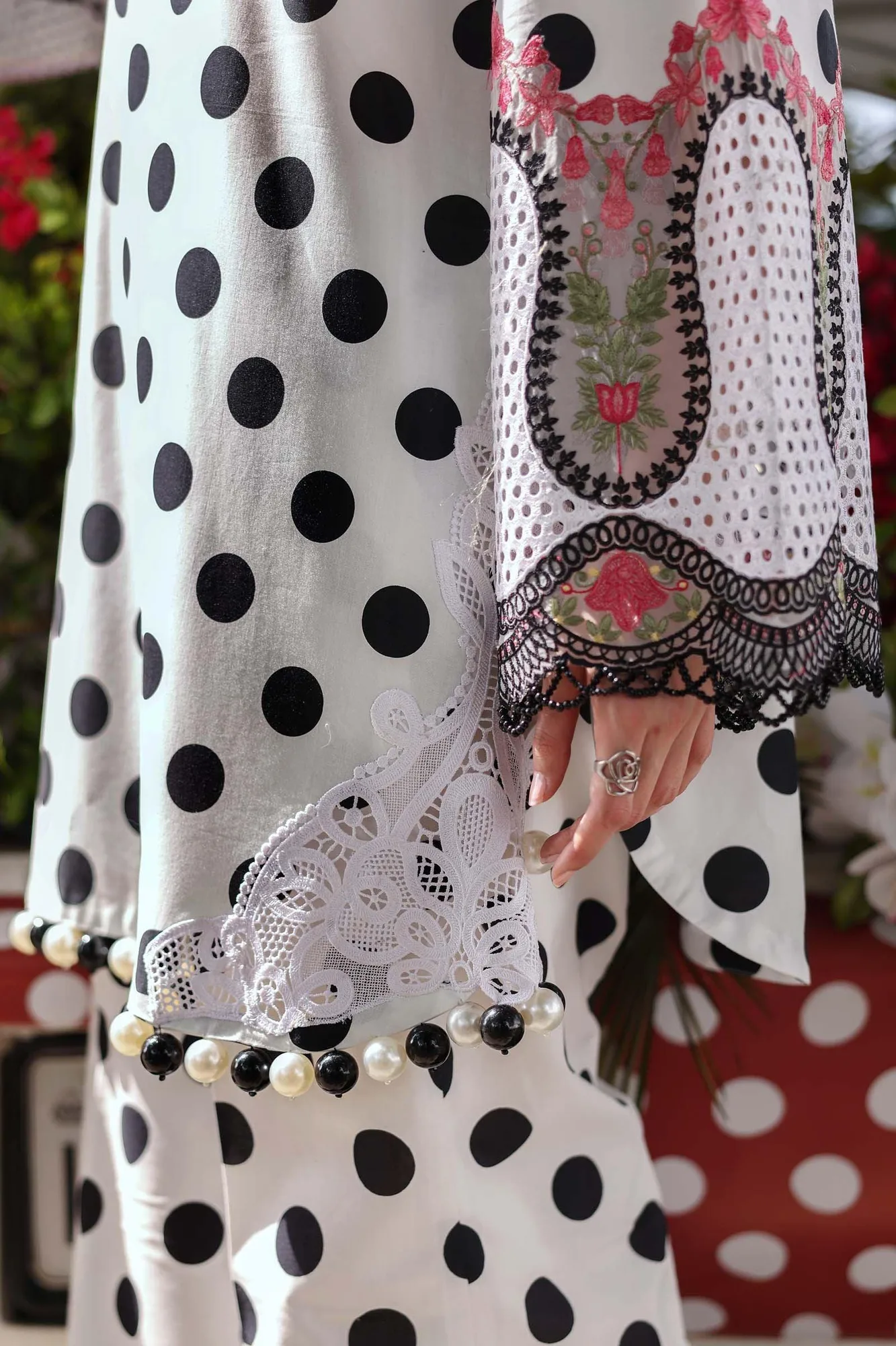 Black Organza – view 6 – Poshaq