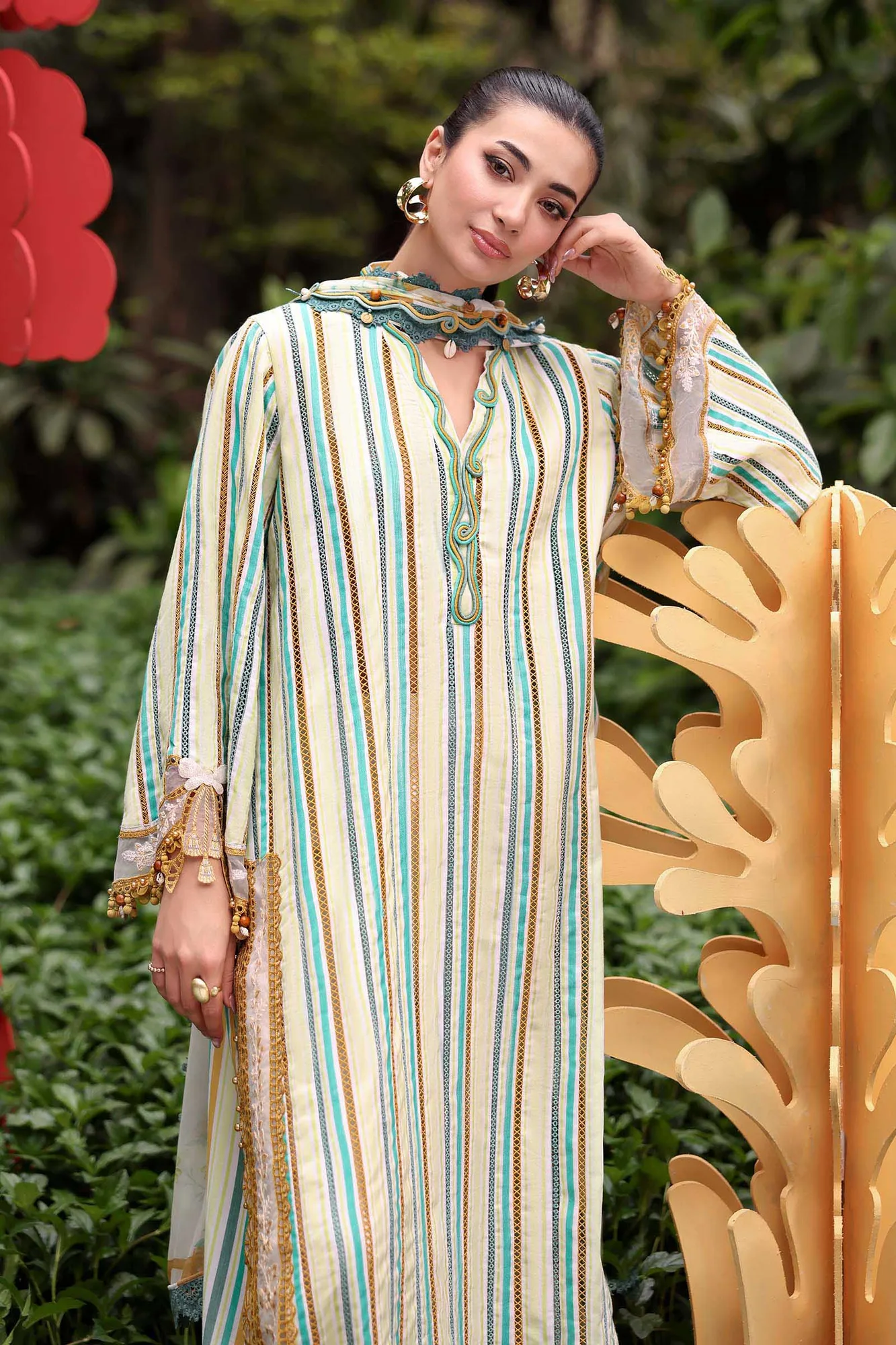 Mustard Jacquard – view 3 – Poshaq