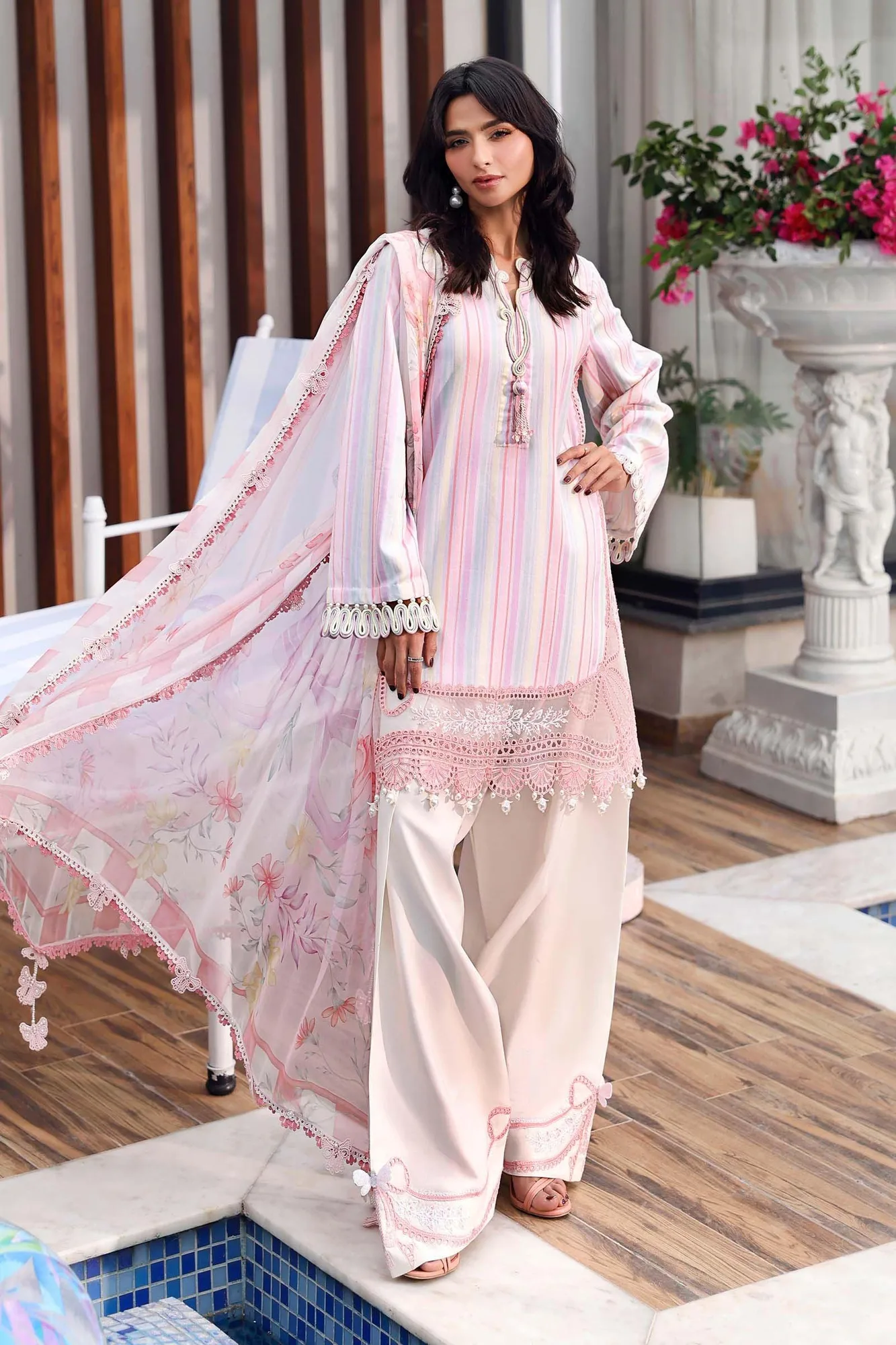 White Jacquard – view 2 – Poshaq
