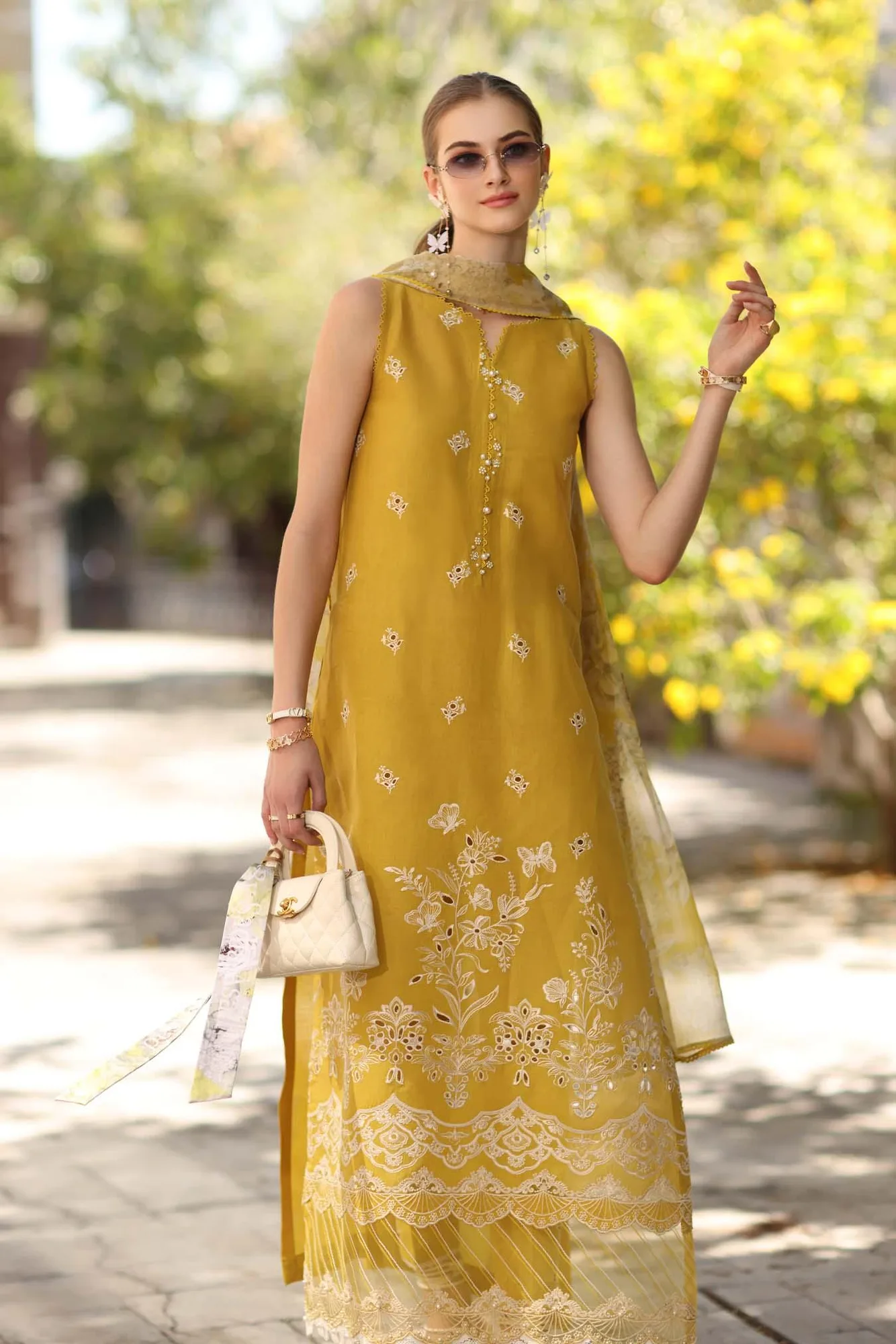 Noor by Saadia Asad Eid Luxe Printkhaas 26 Mustard Georgette – view 4 – Poshaq