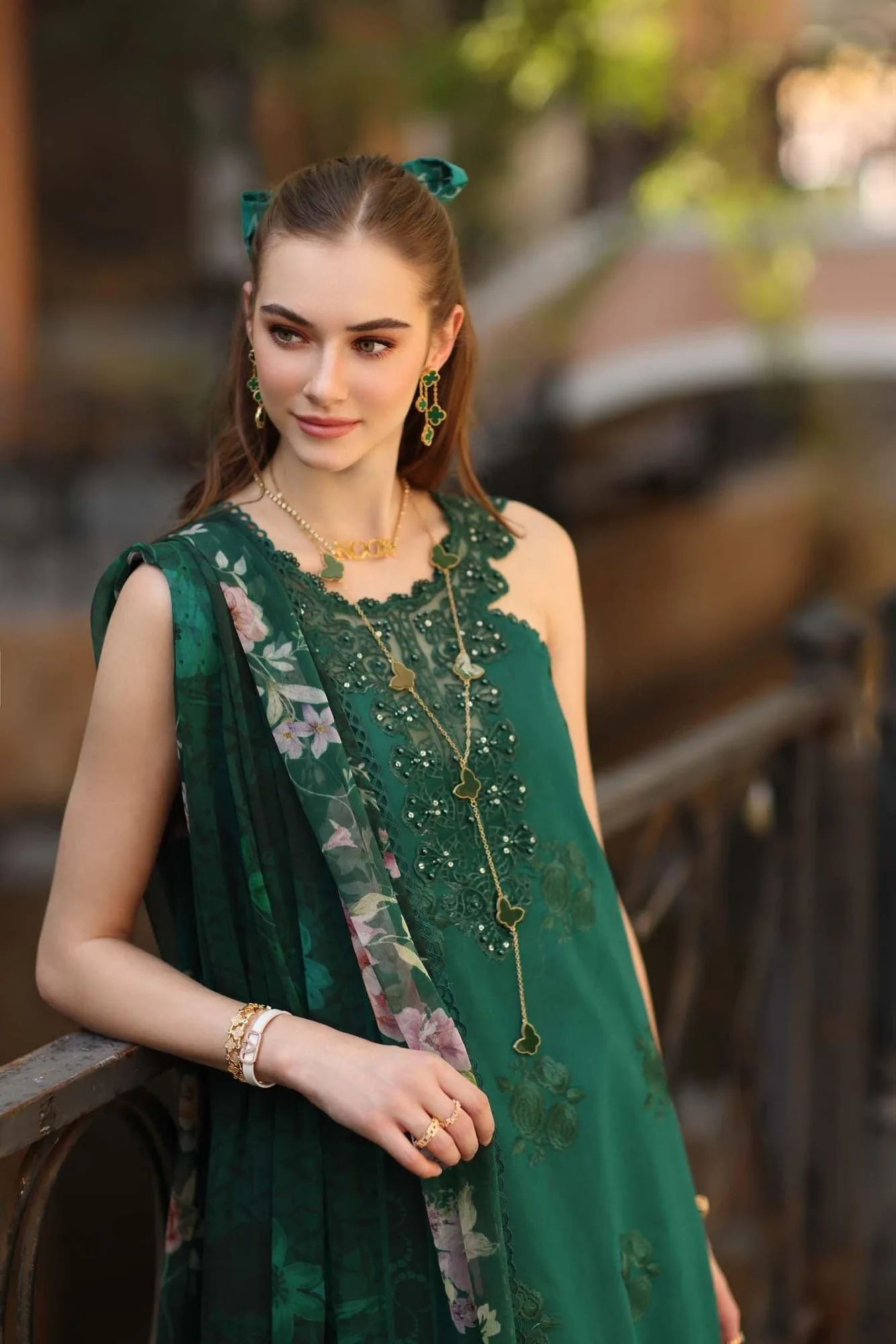 Noor by Saadia Asad Eid Luxe Printkhaas 26 Green Chiffon – view 3 – Poshaq