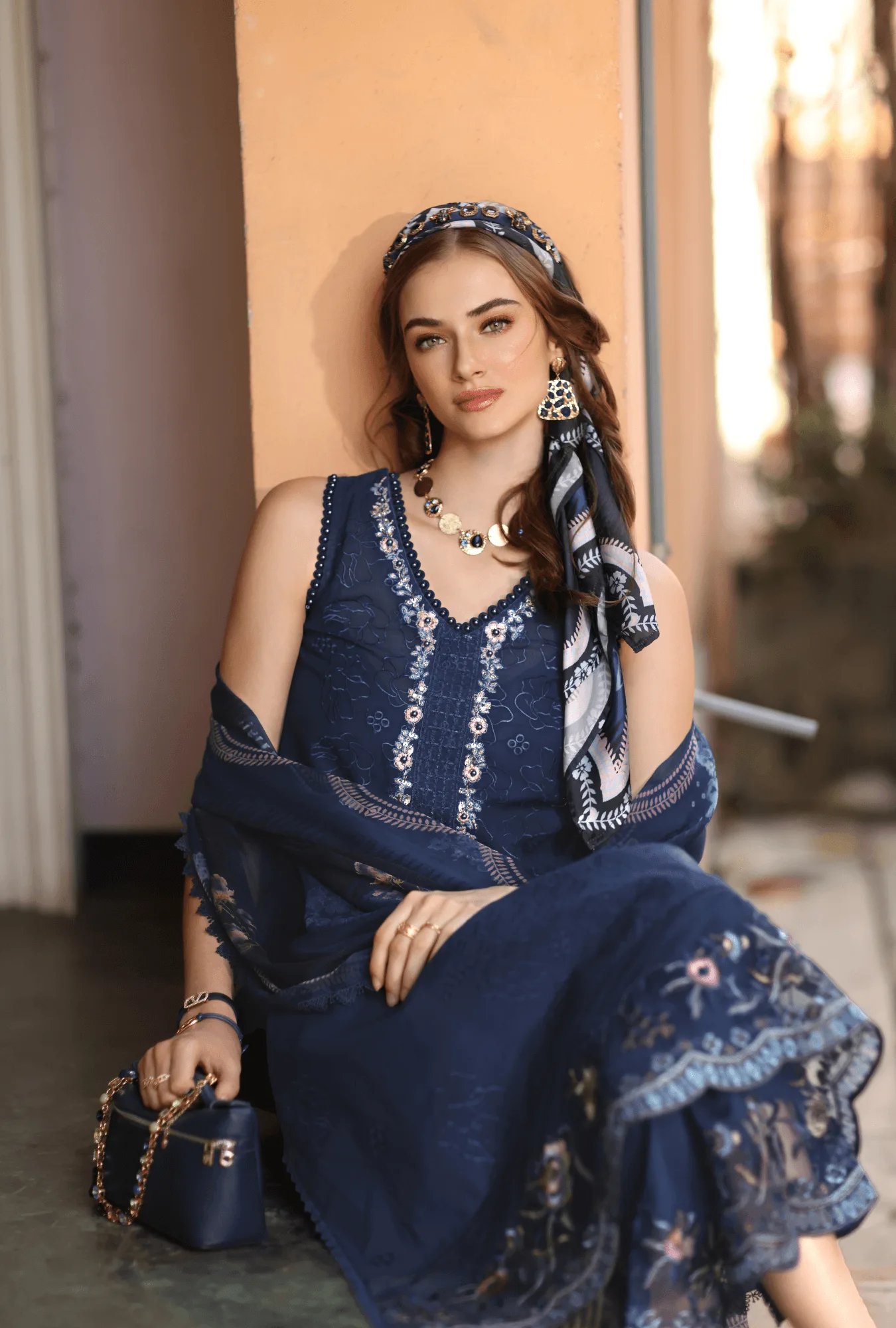 Noor by Saadia Asad Eid Luxe Printkhaas 26 Blue – view 4 – Poshaq