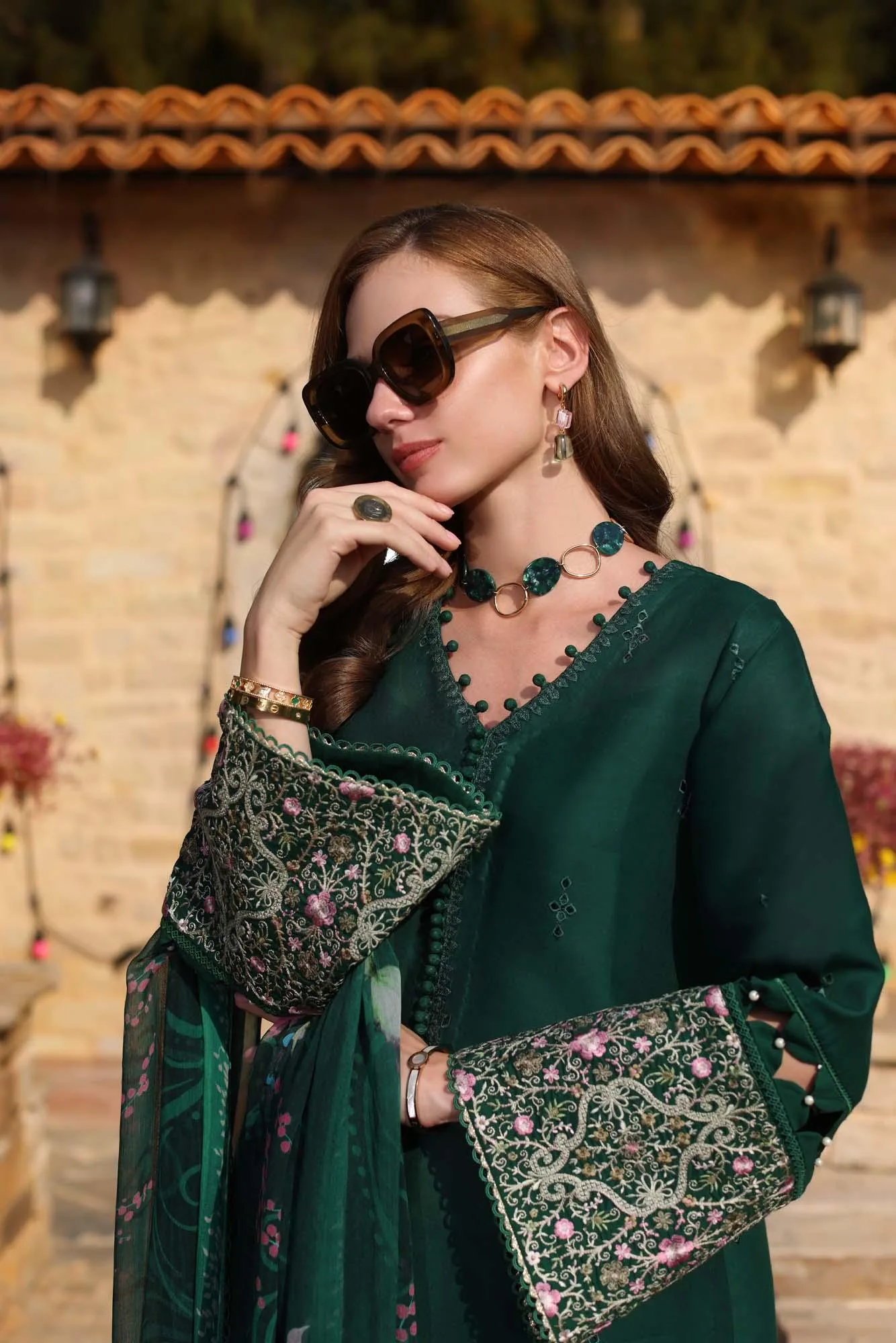 Noor by Saadia Asad Luxe Printkari Green Chiffon – view 3 – Poshaq