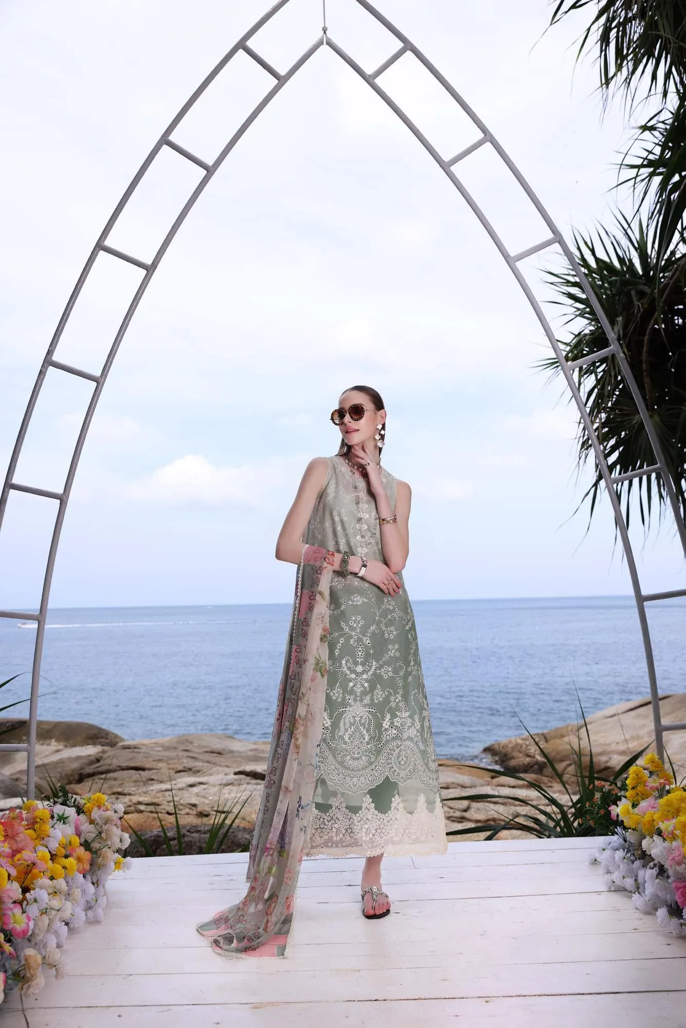 Noor by Saadia Asad Luxe Printkari Chiffon – view 3 – Poshaq