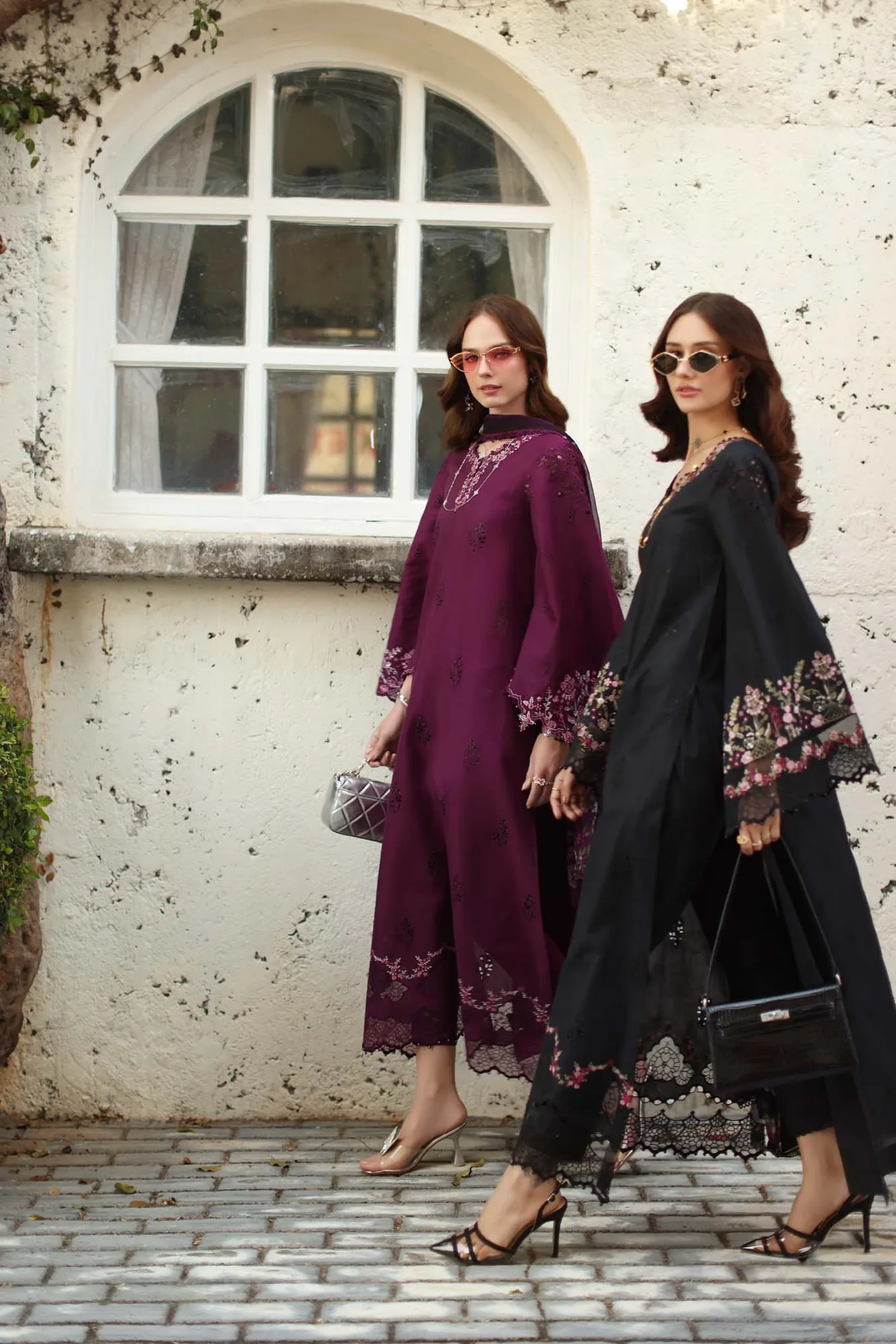Noor by Saadia Asad Luxe Chikankari 26 Chiffon – view 6 – Poshaq