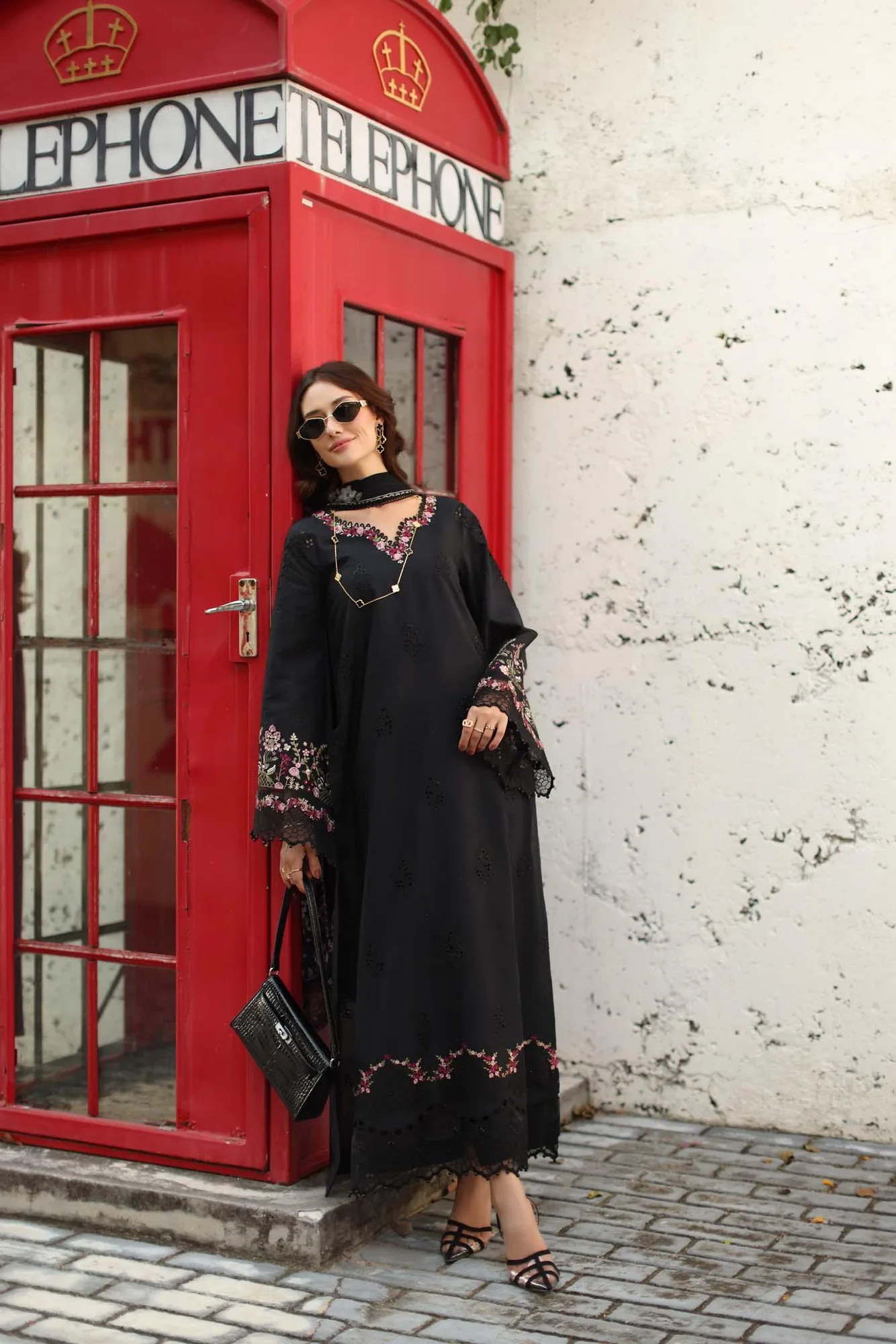 Noor by Saadia Asad Luxe Chikankari 26 Chiffon – view 2 – Poshaq