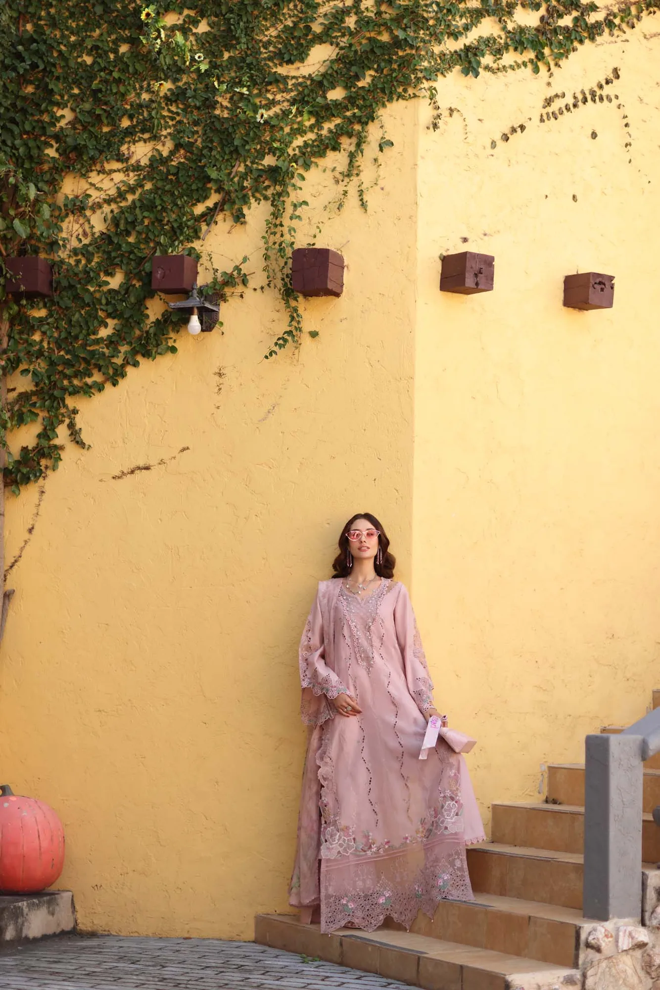 Noor by Saadia Asad Luxe Chikankari 26 Chiffon – view 2 – Poshaq