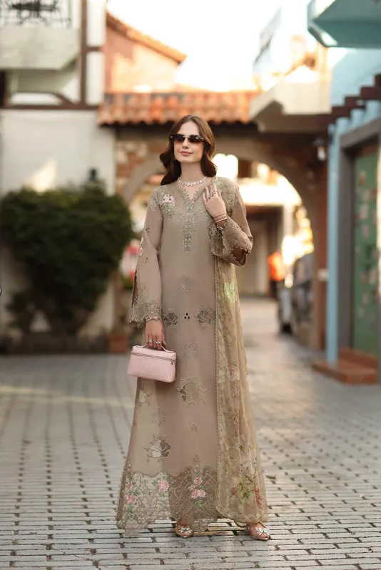 Noor by Saadia Asad Luxe Chikankari 26 Chiffon – view 1 – Poshaq