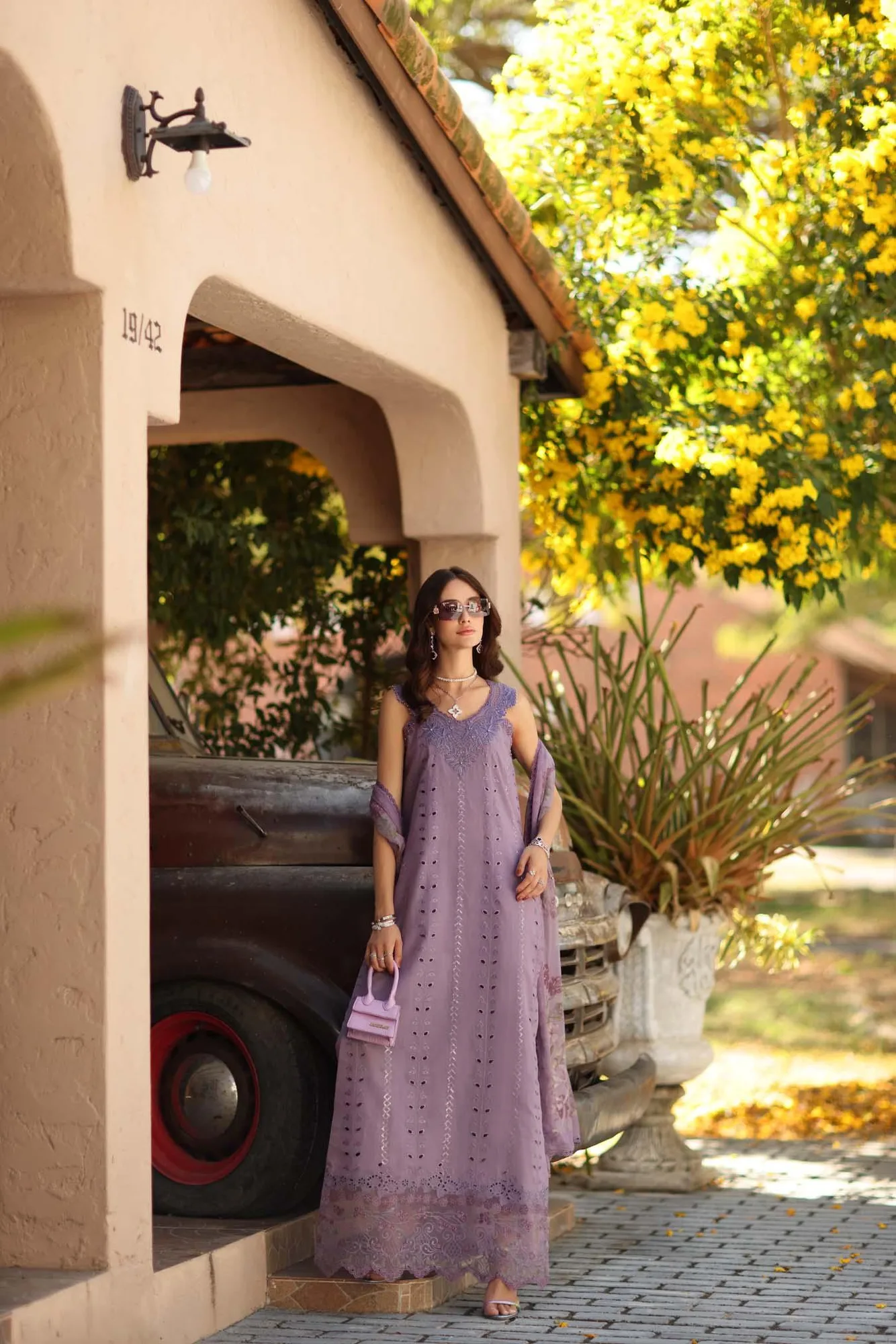Noor by Saadia Asad Luxe Chikankari 26 Chiffon – view 2 – Poshaq