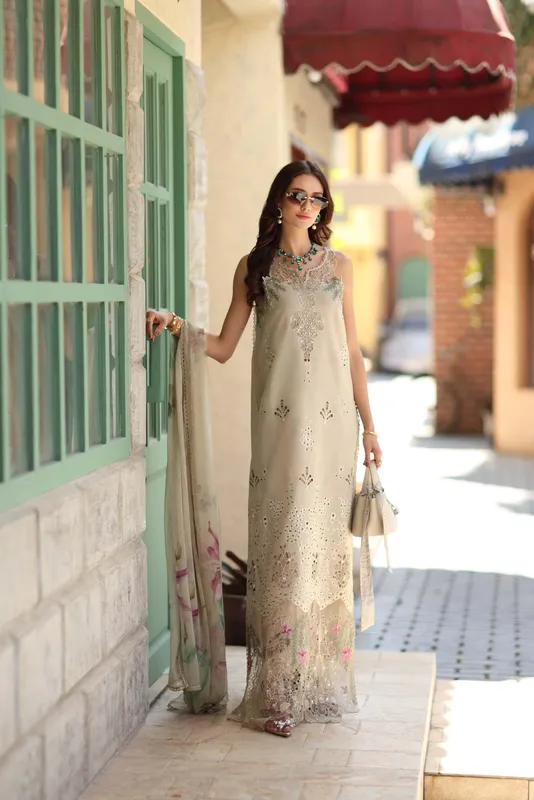 Noor by Saadia Asad Luxe Chikankari 26 Chiffon – view 1 – Poshaq