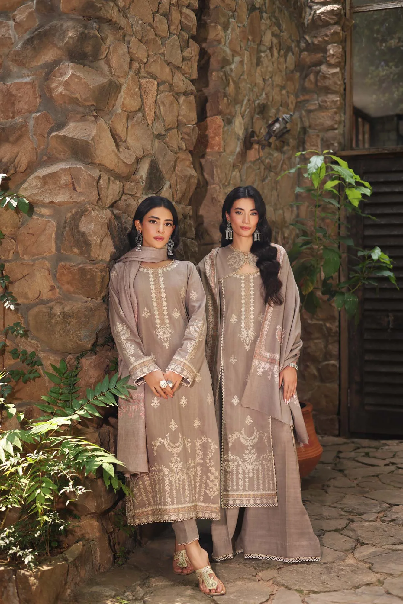 Noor by Saadia Asad Suzaankari Winter 24 Khaddar – view 2 – Poshaq