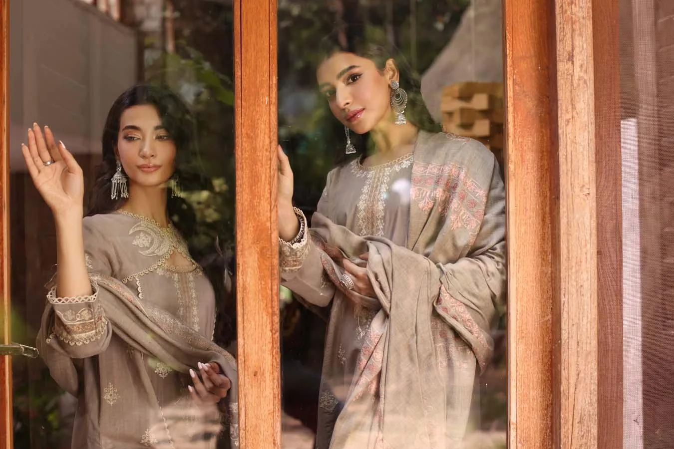 Noor by Saadia Asad Suzaankari Winter 24 Khaddar – view 7 – Poshaq