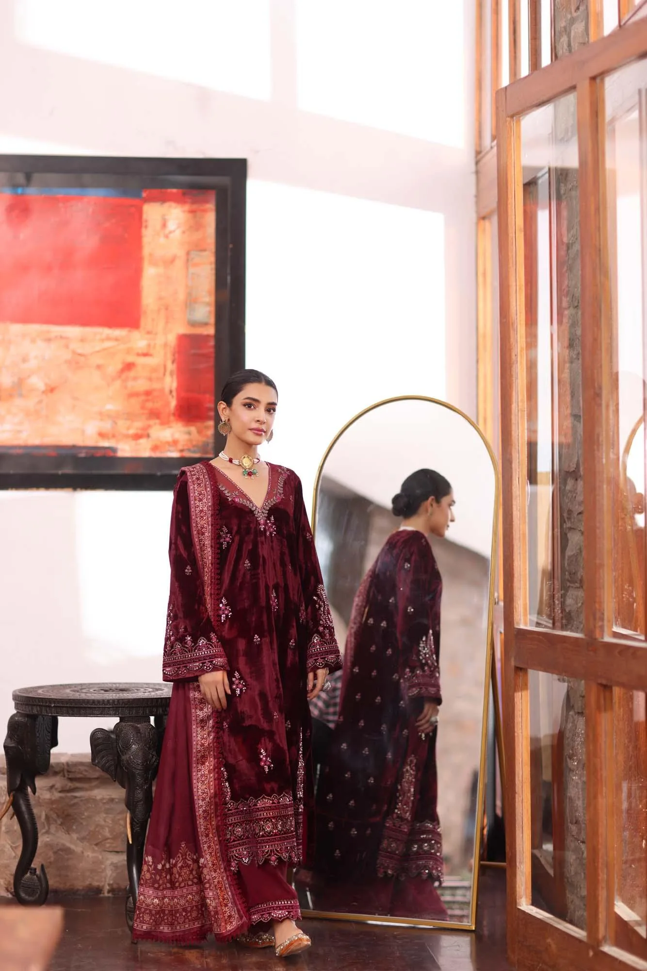 Noor by Saadia Asad Suzaankari Winter 24 Raw Silk – view 8 – Poshaq