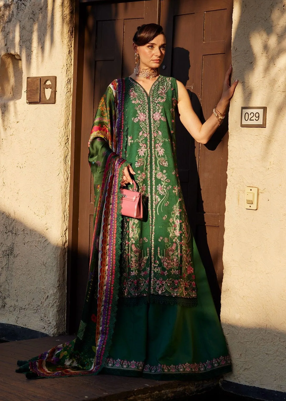 Kanwal Malik Ariya Luxury Lawn 26 Magenta Silk – view 5 – Poshaq