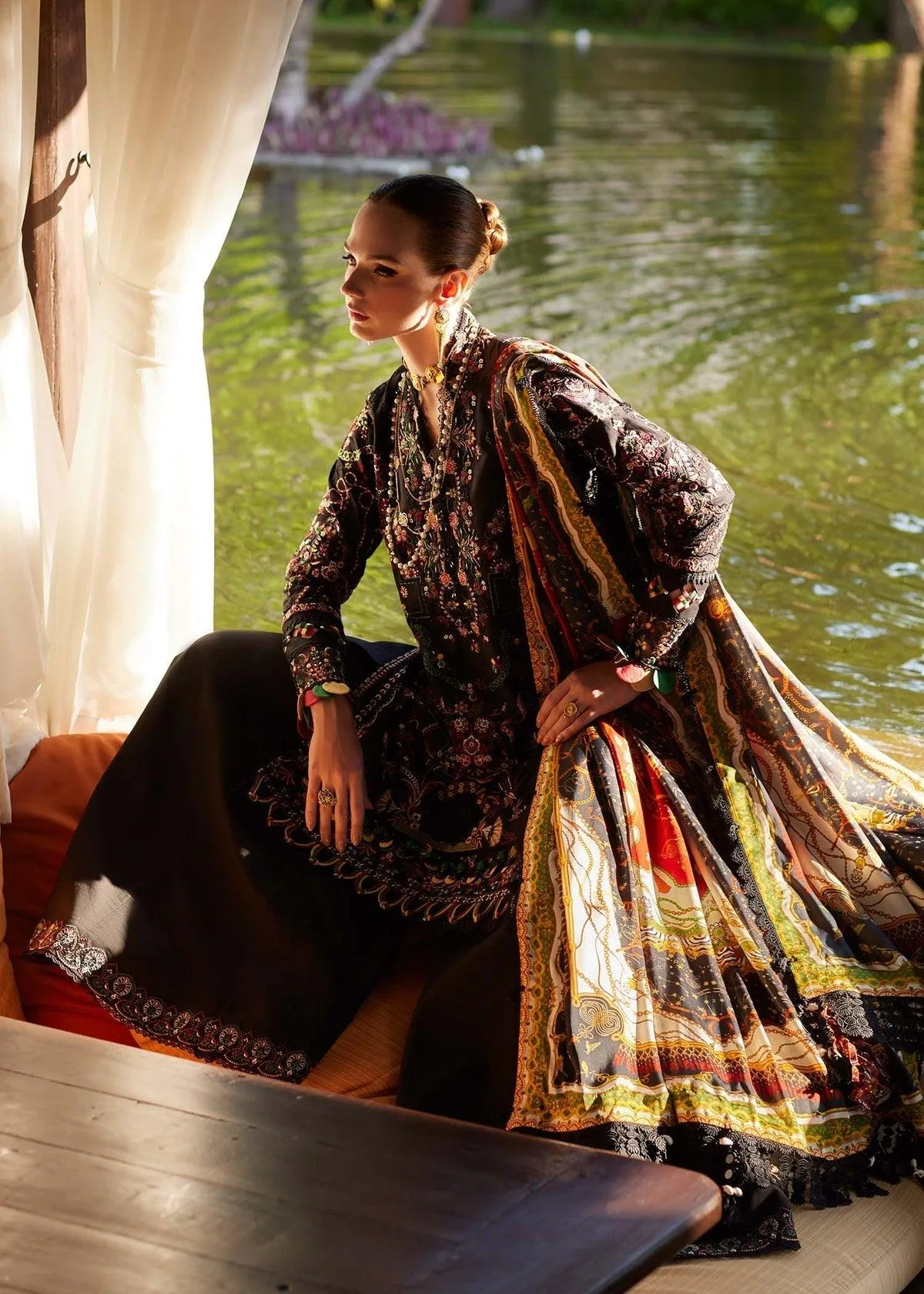 Kanwal Malik Ariya Luxury Lawn 26 Black Silk – view 5 – Poshaq