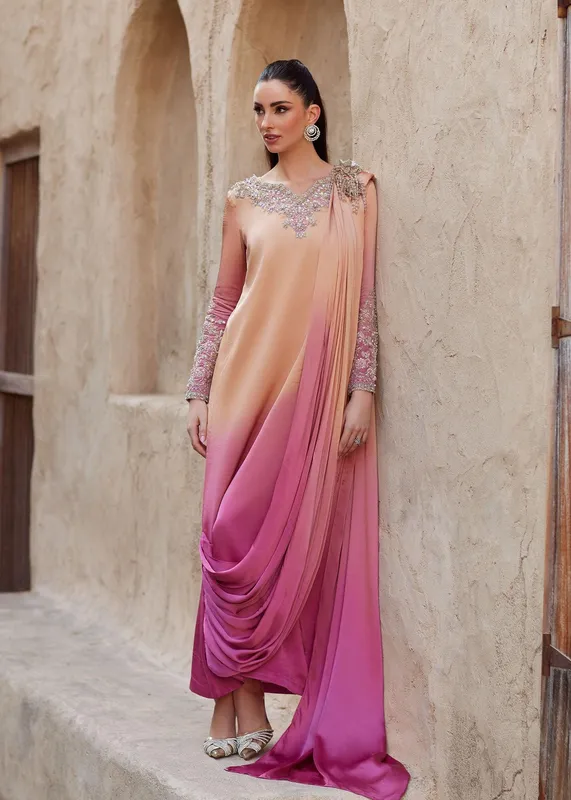 Raw silk pret ensemble with fitted top, dupatta and straight trousers – view 1 – Poshaq