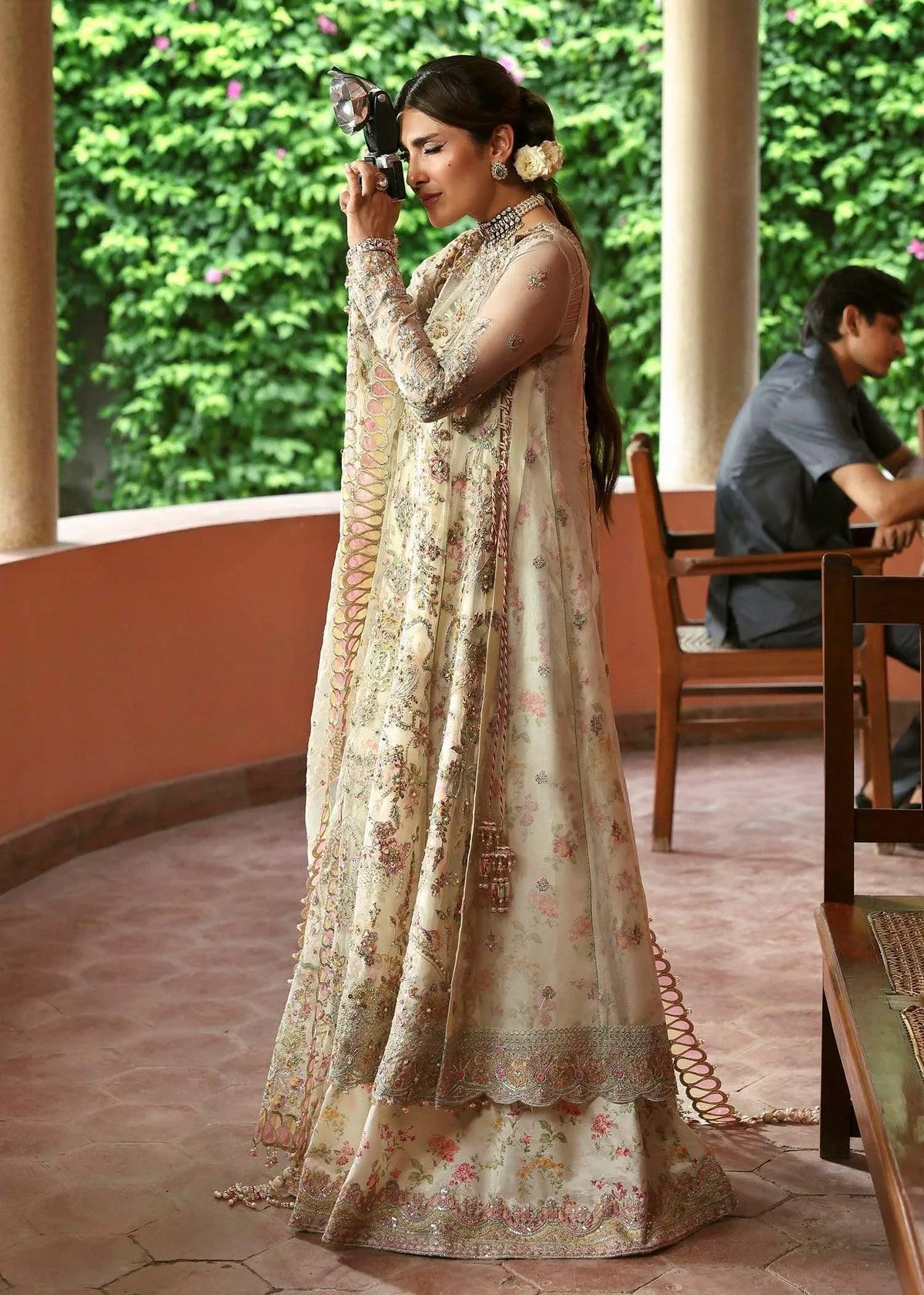 Kanwal Malik Maahi Festive 25 Ivory Organza – view 2 – Poshaq