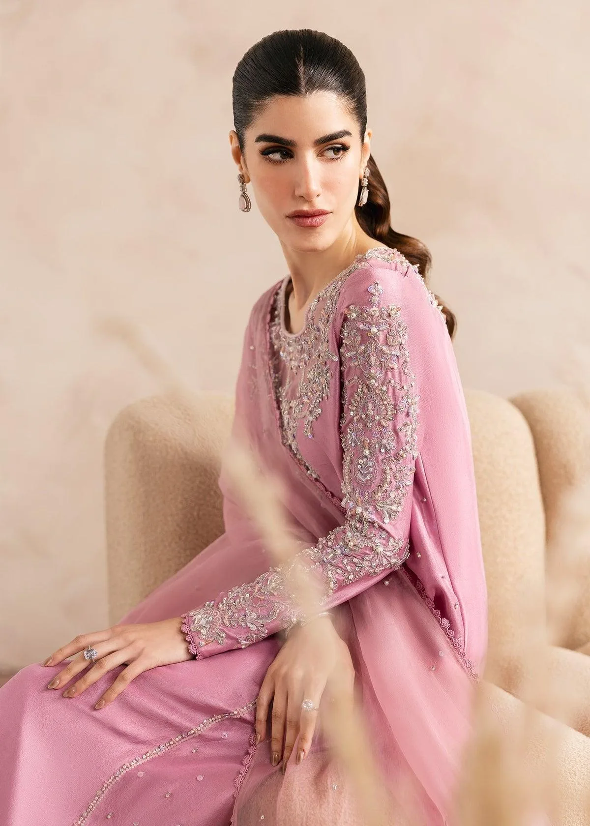 Kanwal Malik Miray Luxury Pret Silver Organza – view 4 – Poshaq