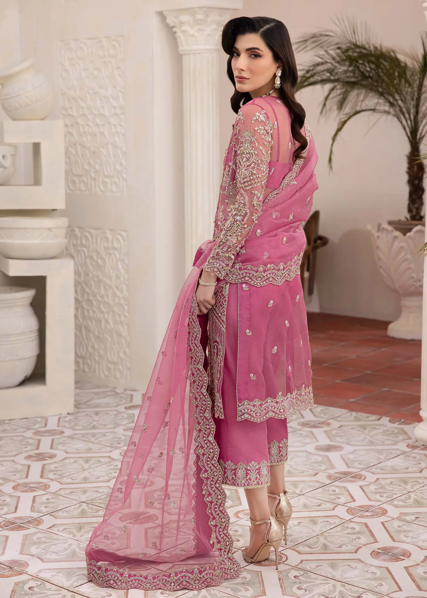 Kanwal Malik Mirha Eid Luxury Pret 25 Pink Organza – view 2 – Poshaq