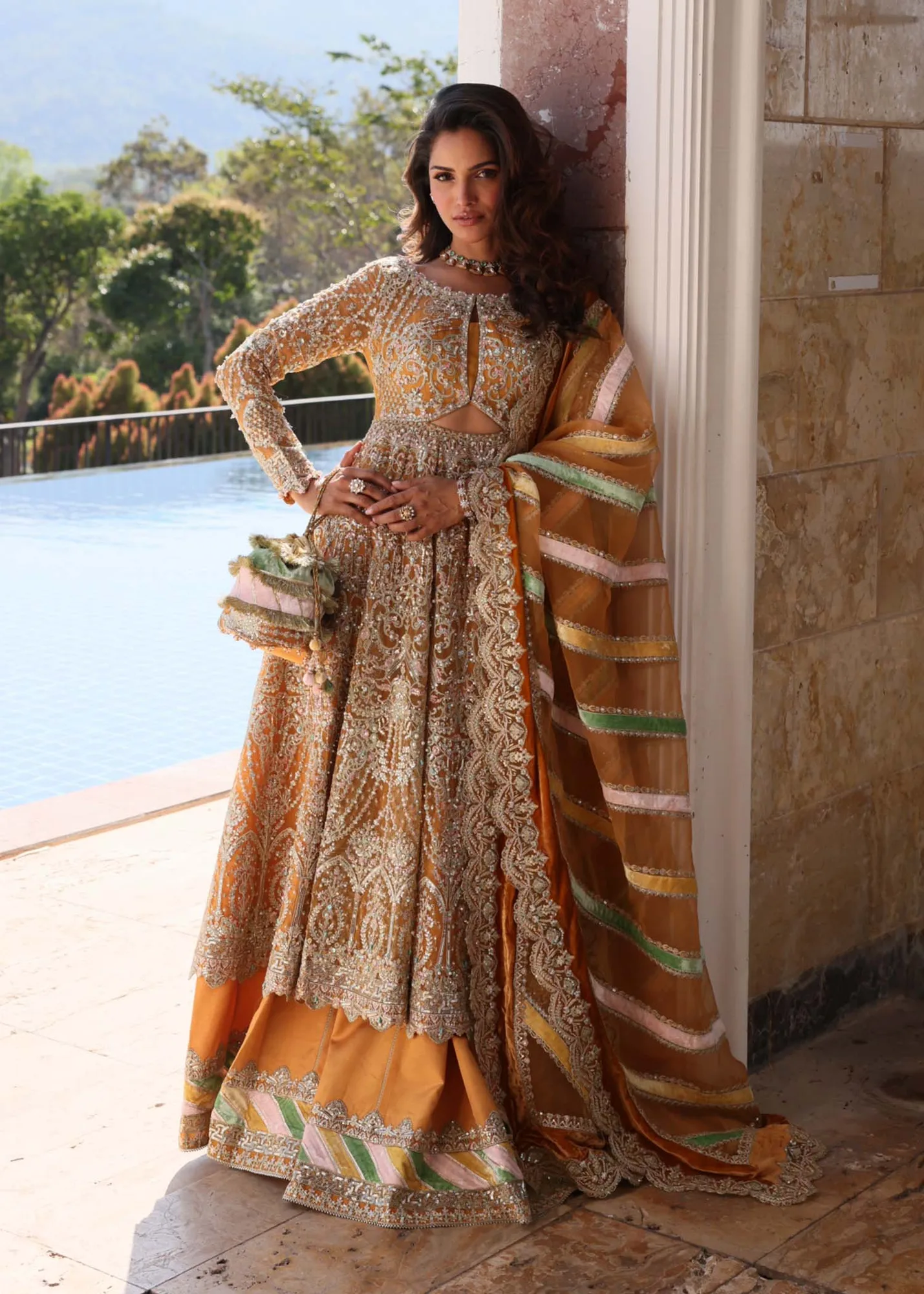 Kanwal Malik Mirha Luxury Pret 26 Gold Velvet – view 6 – Poshaq